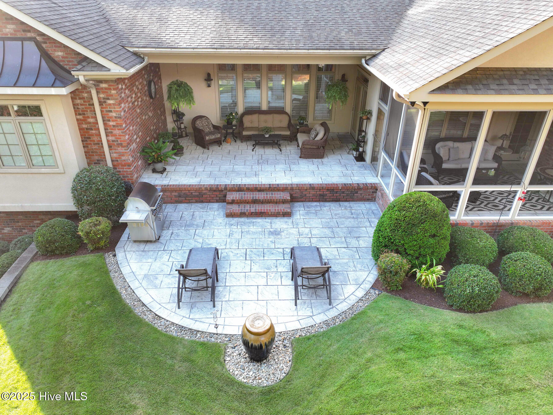 11 Whithorn Court