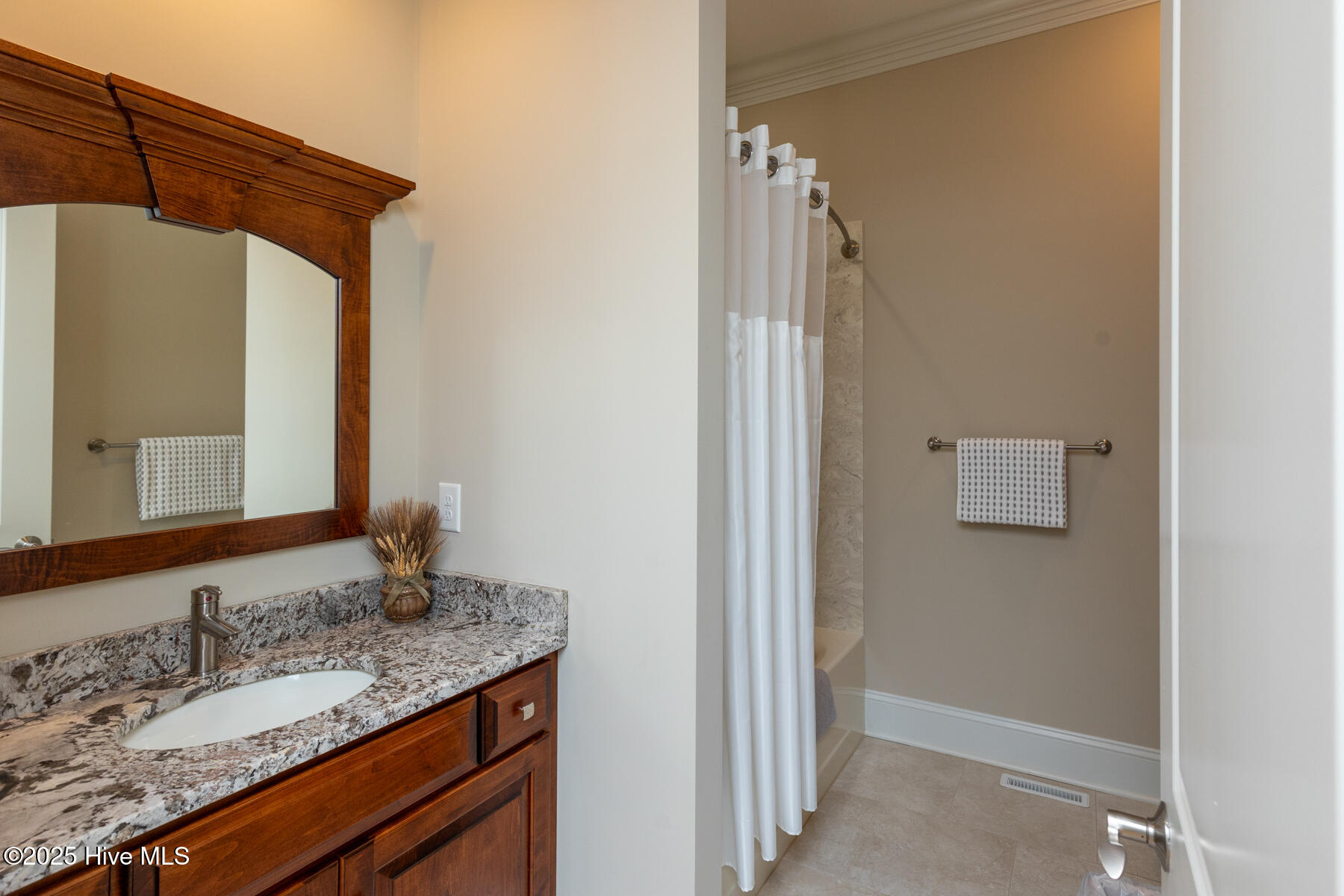 11 Whithorn Court