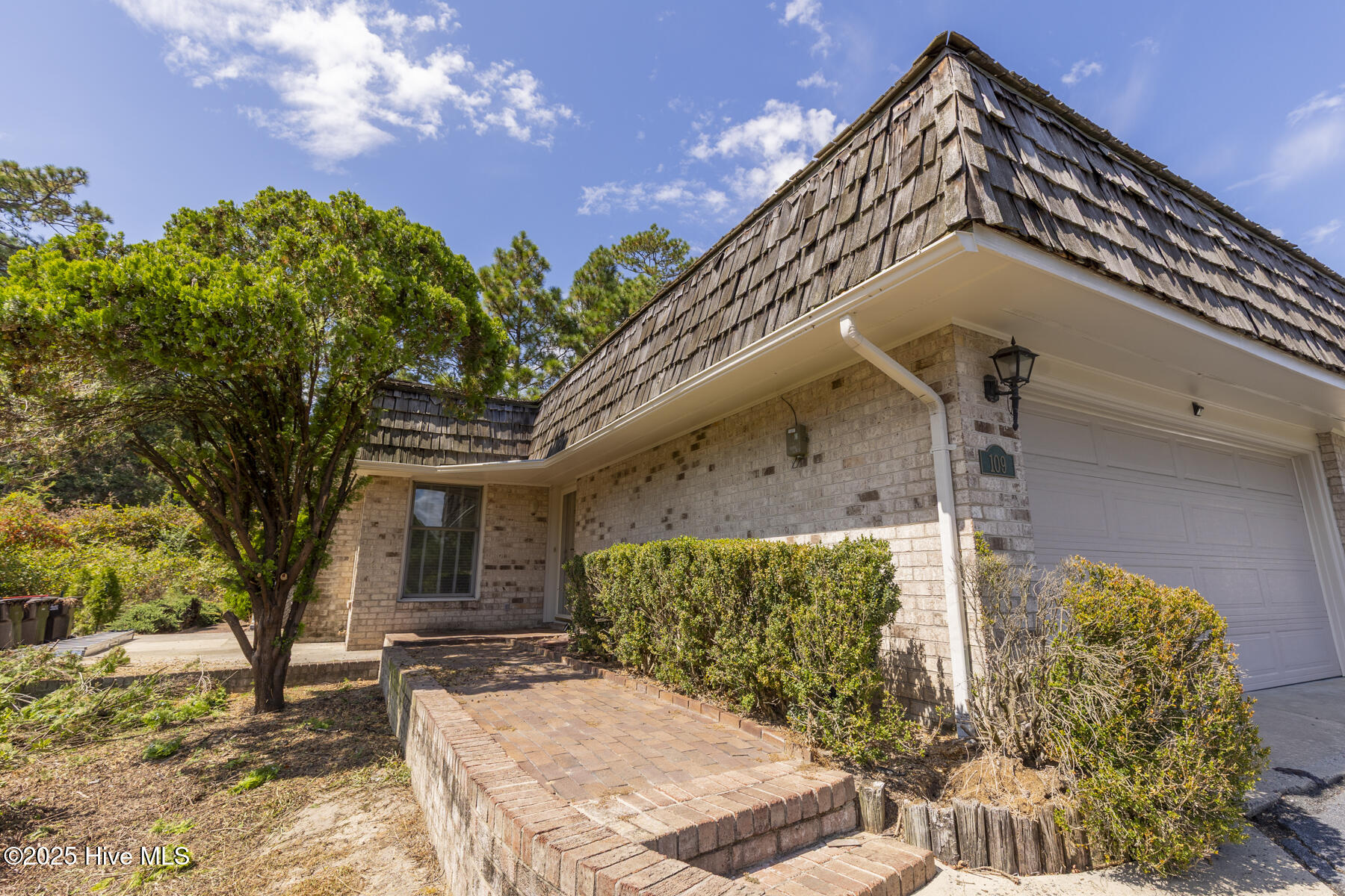 109 Wimbledon Drive