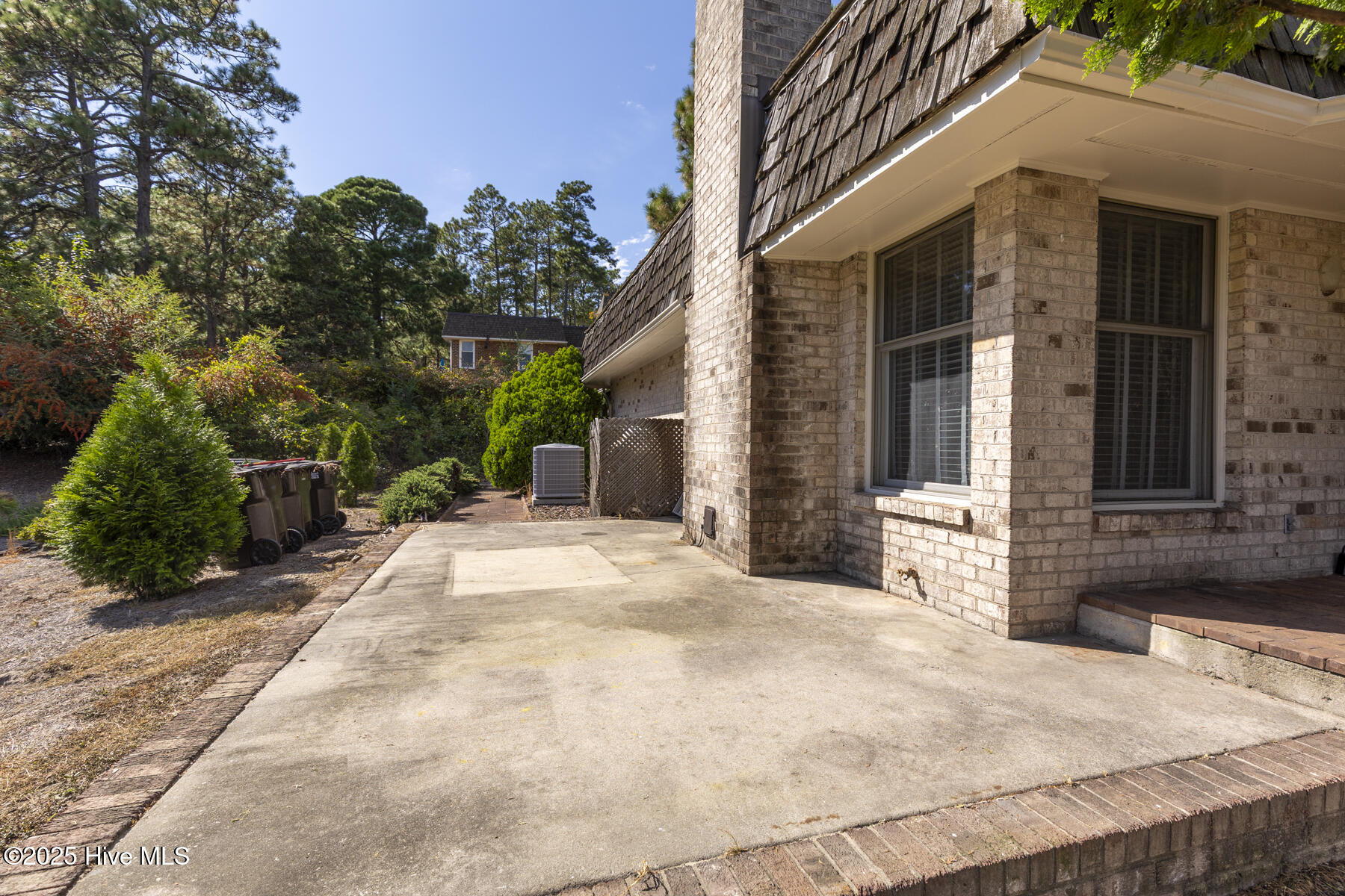 109 Wimbledon Drive