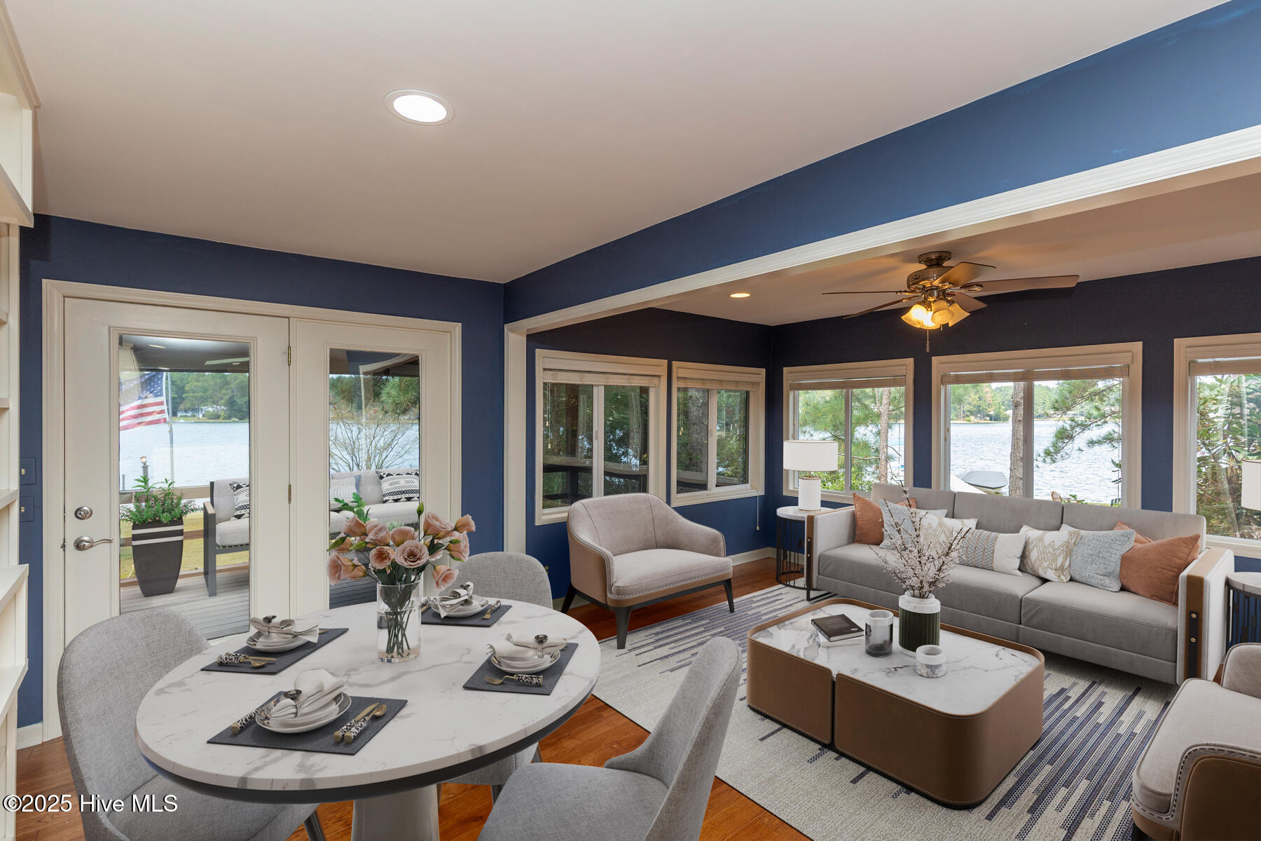 121 Lakeview Point