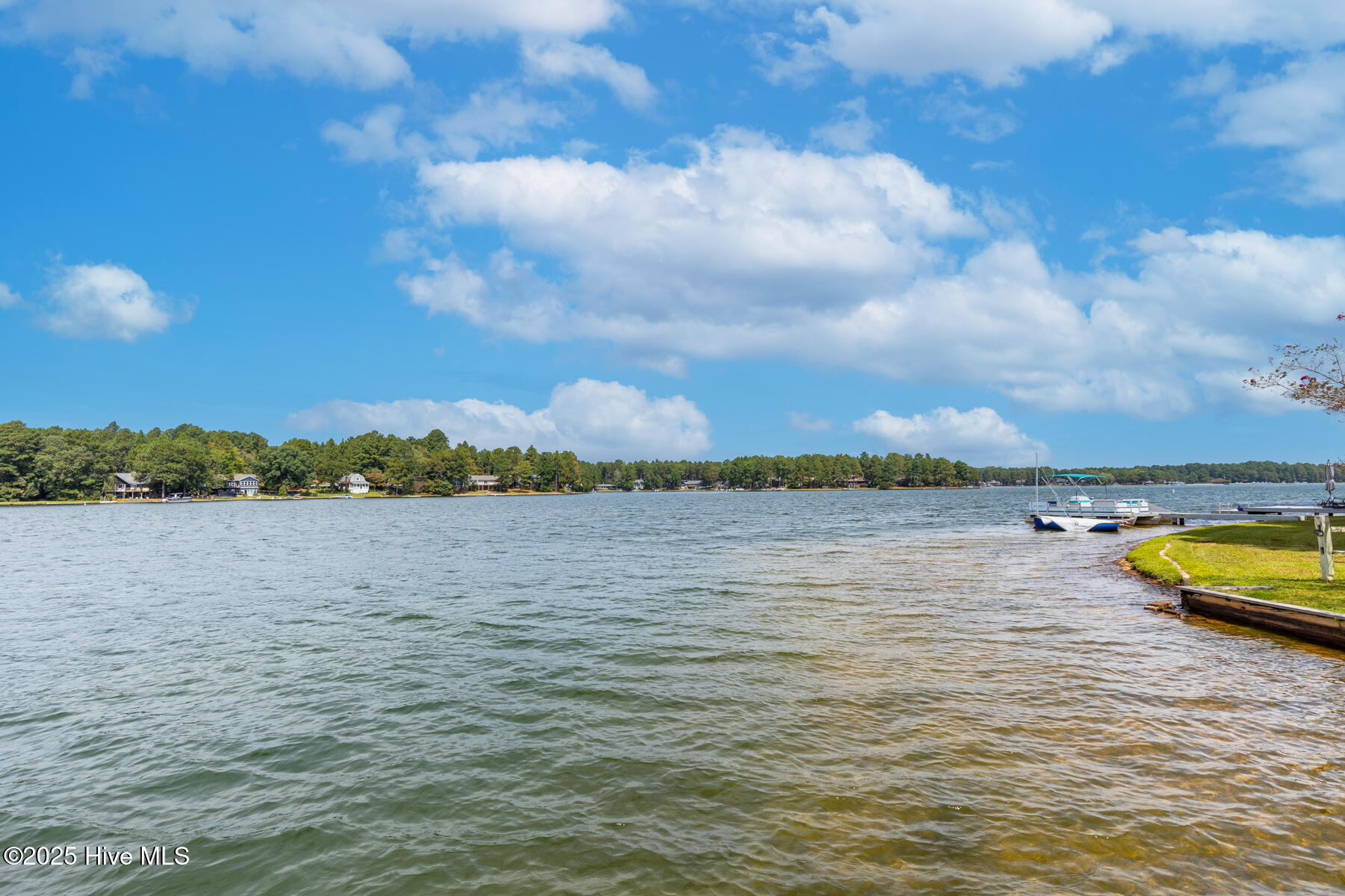 121 Lakeview Point
