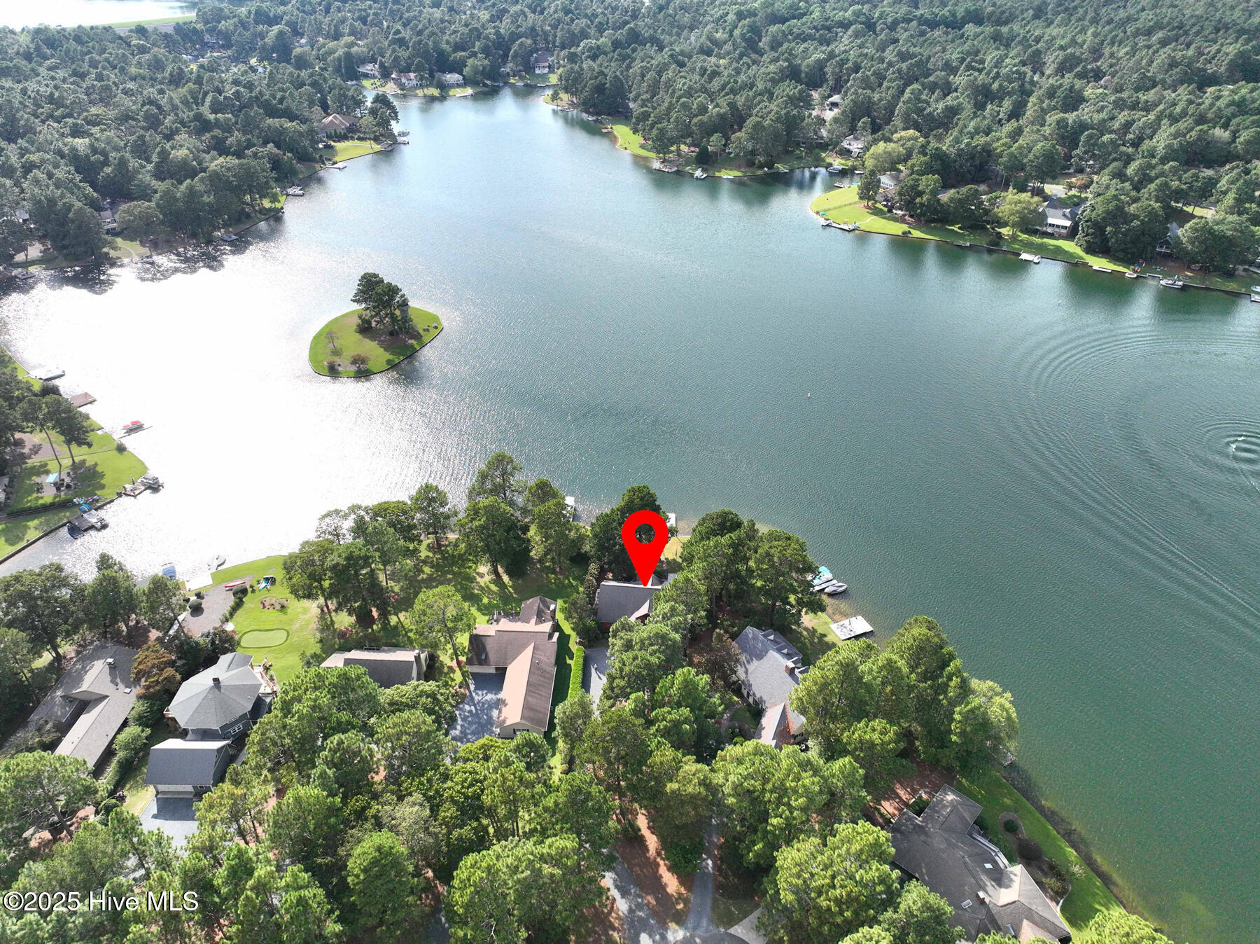 121 Lakeview Point