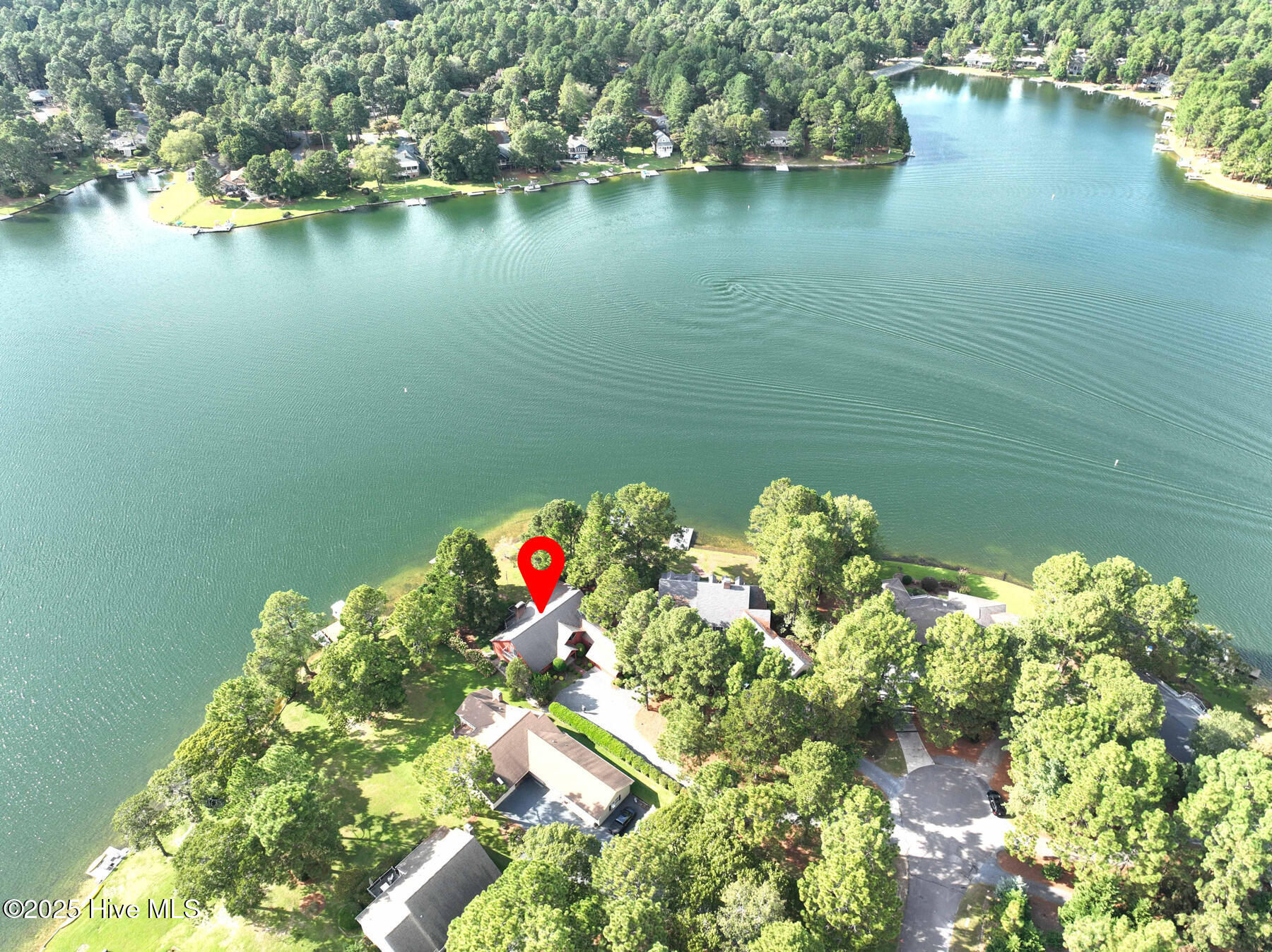 121 Lakeview Point