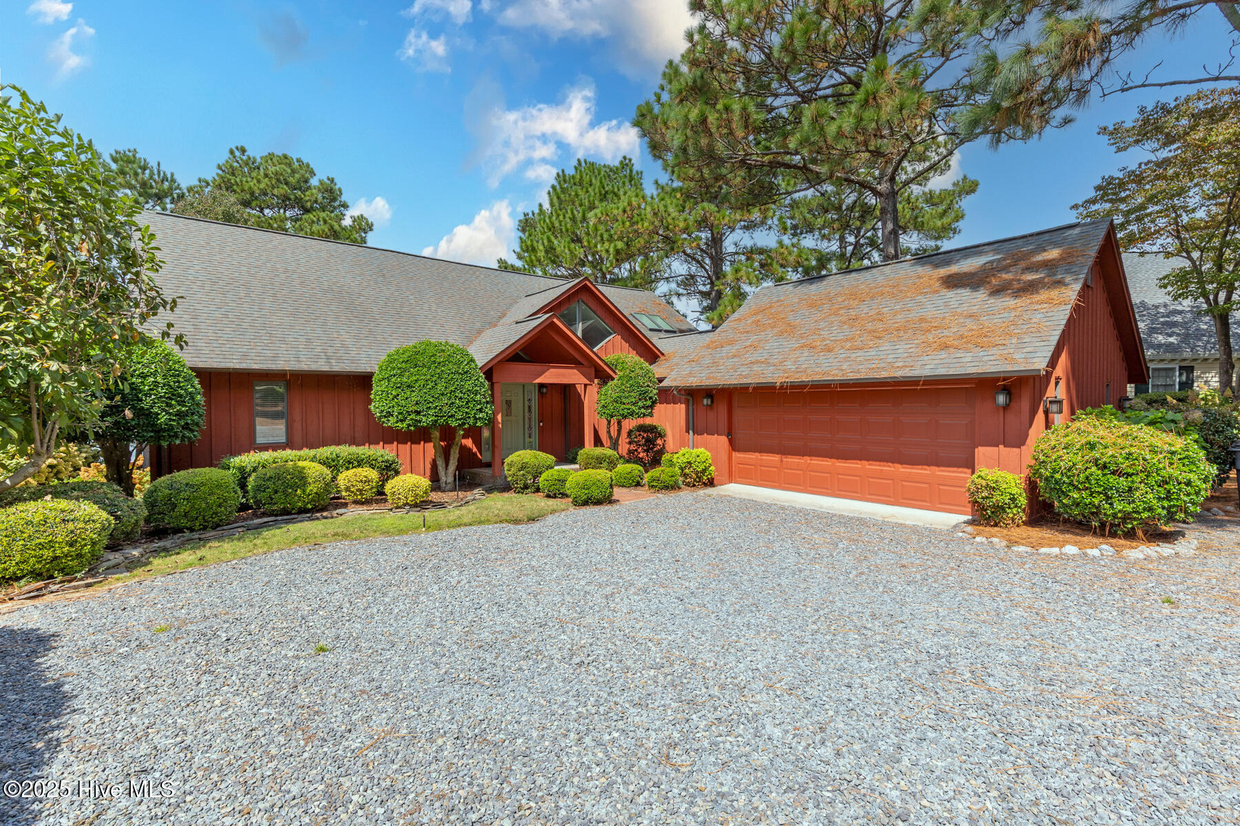 121 Lakeview Point