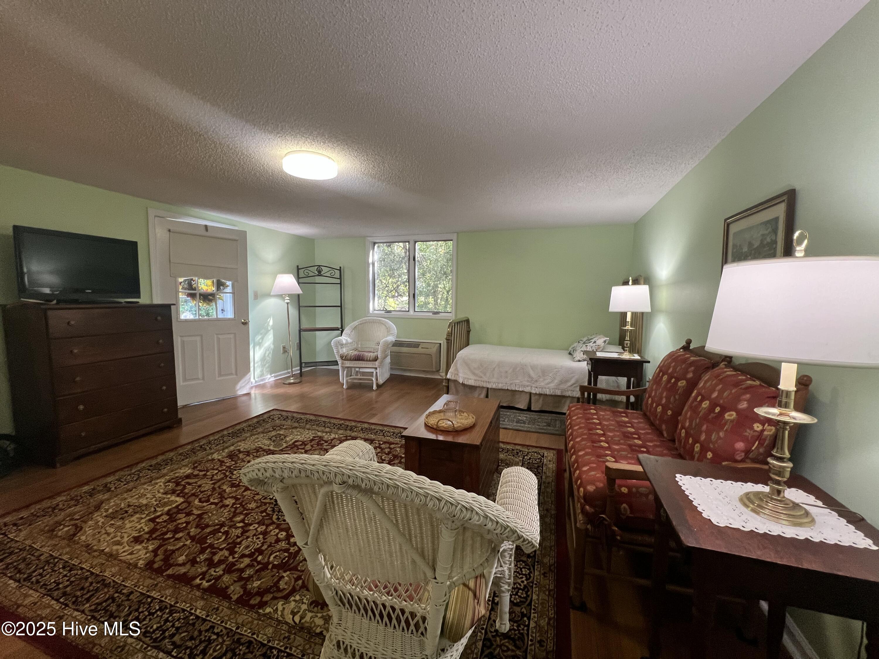 104 Rolling Hill Court, Apt 1