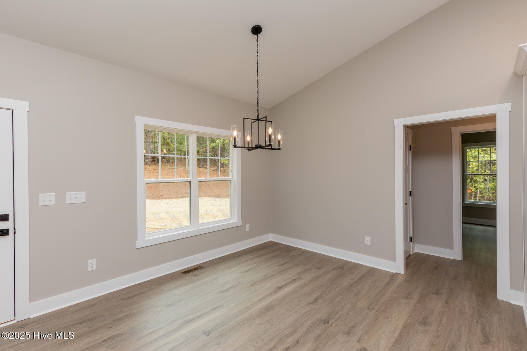 104 Shropshire Lane