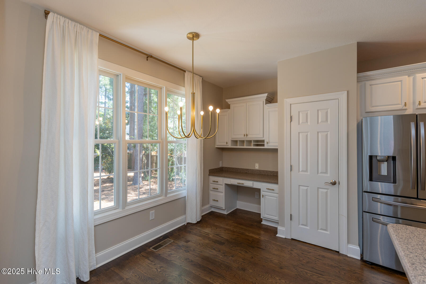 130 Tamarisk Lane