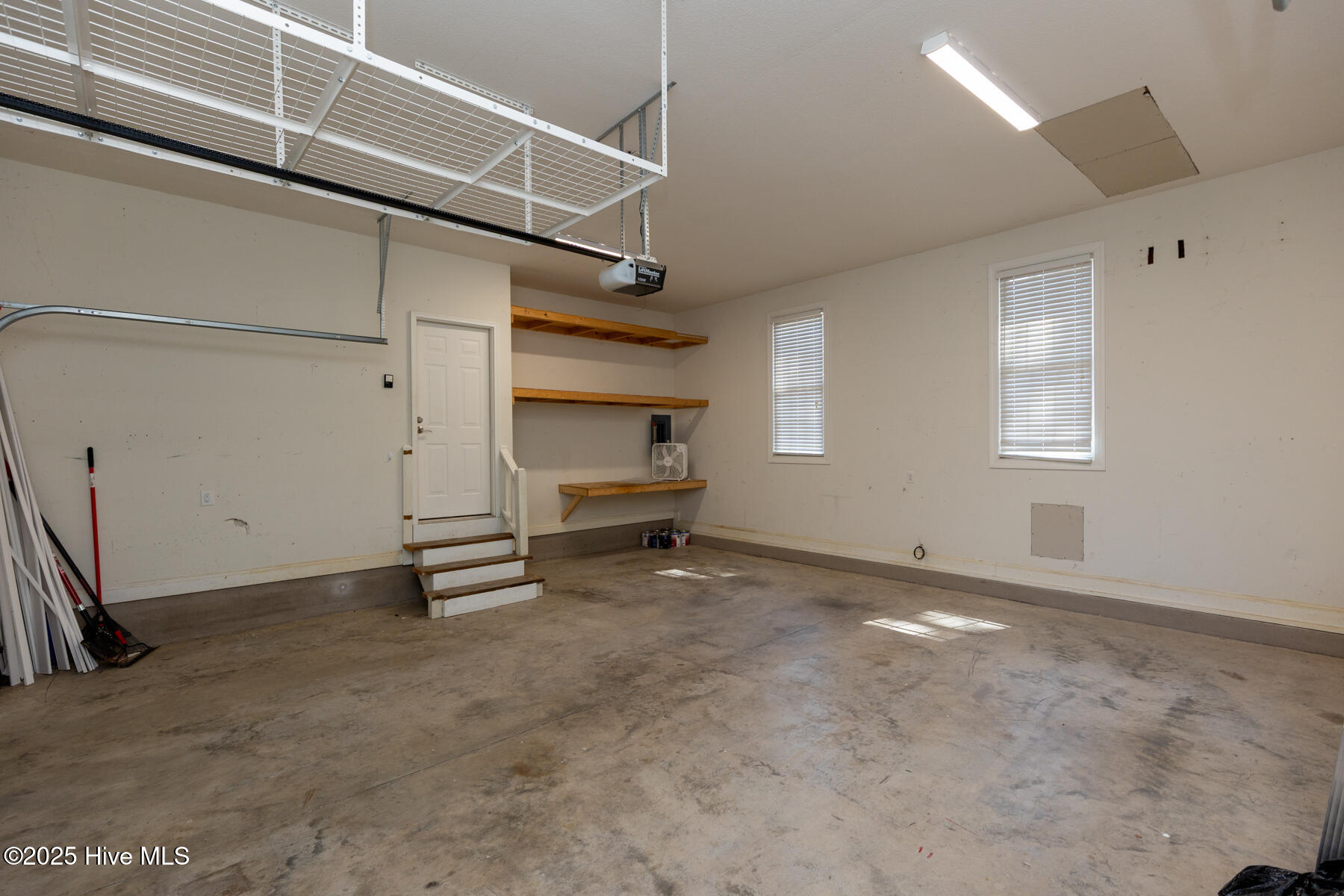 130 Tamarisk Lane