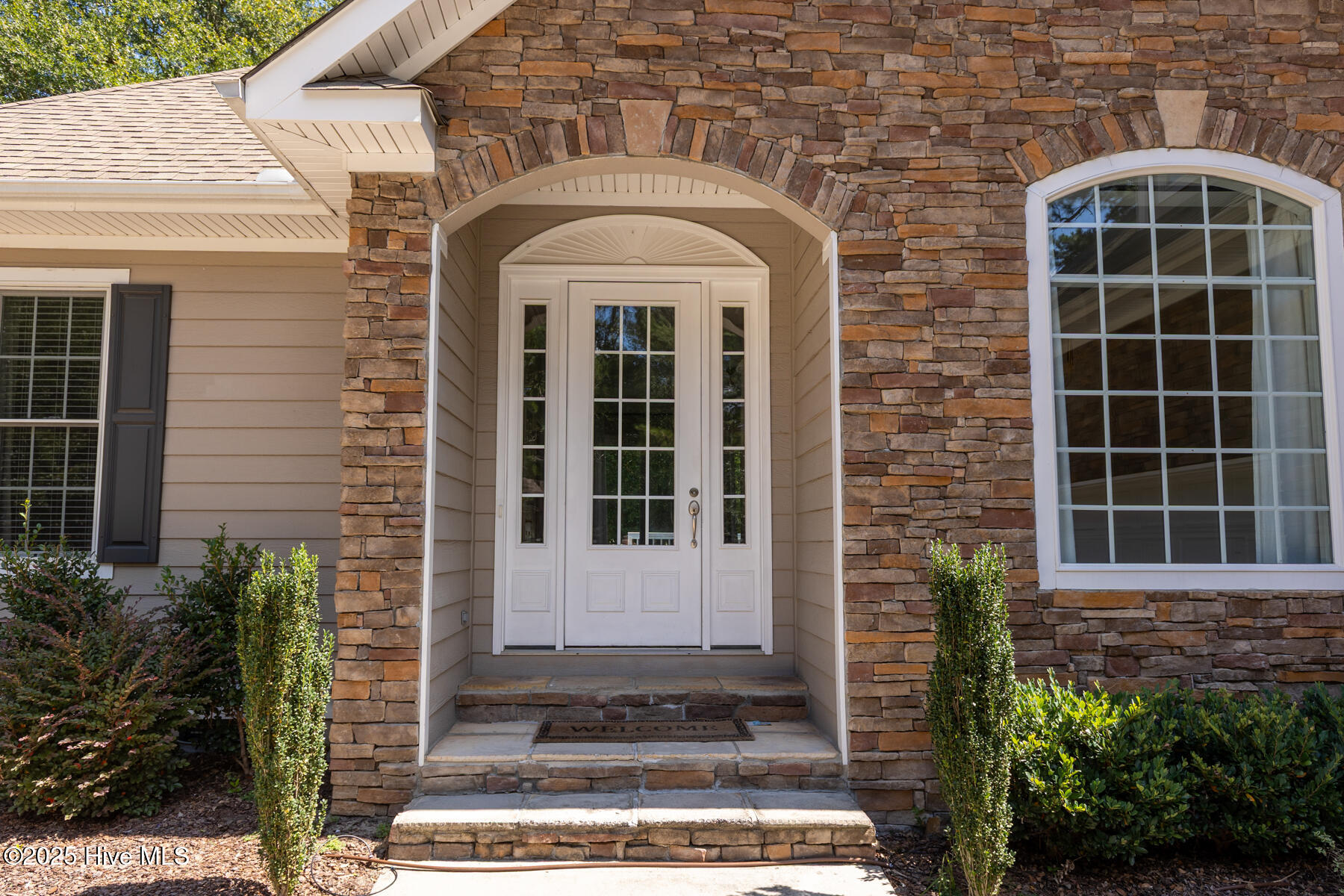 130 Tamarisk Lane
