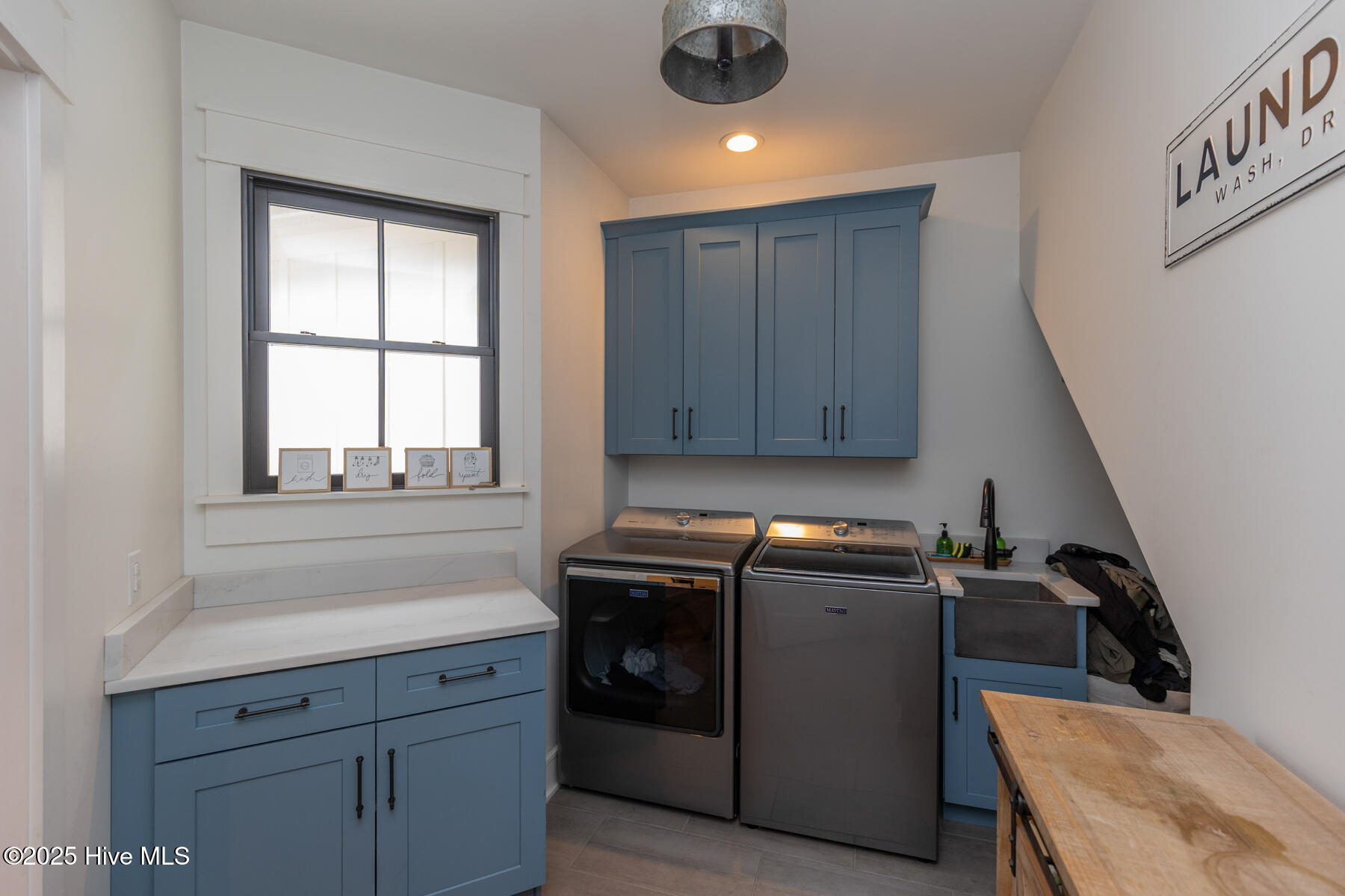 165 Vista Ridge W
