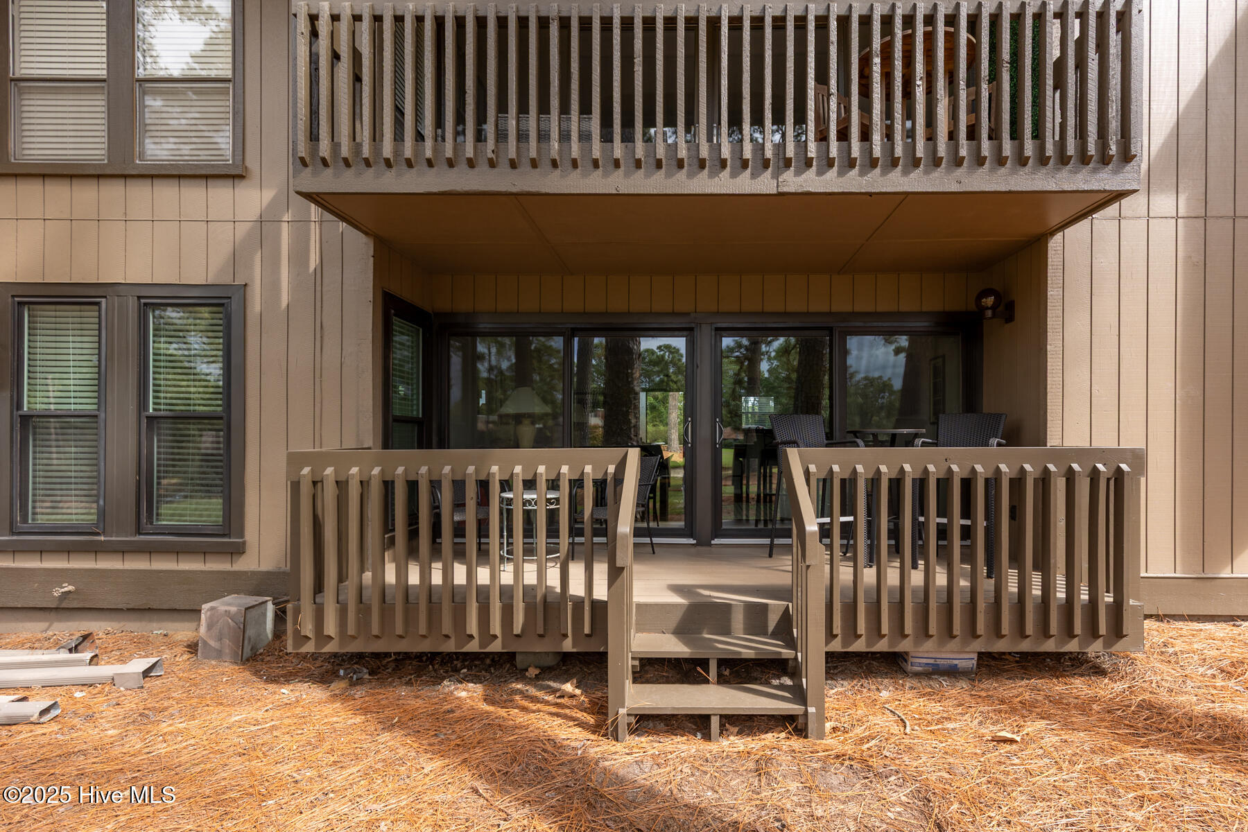 5 Pine Tree Road, 120