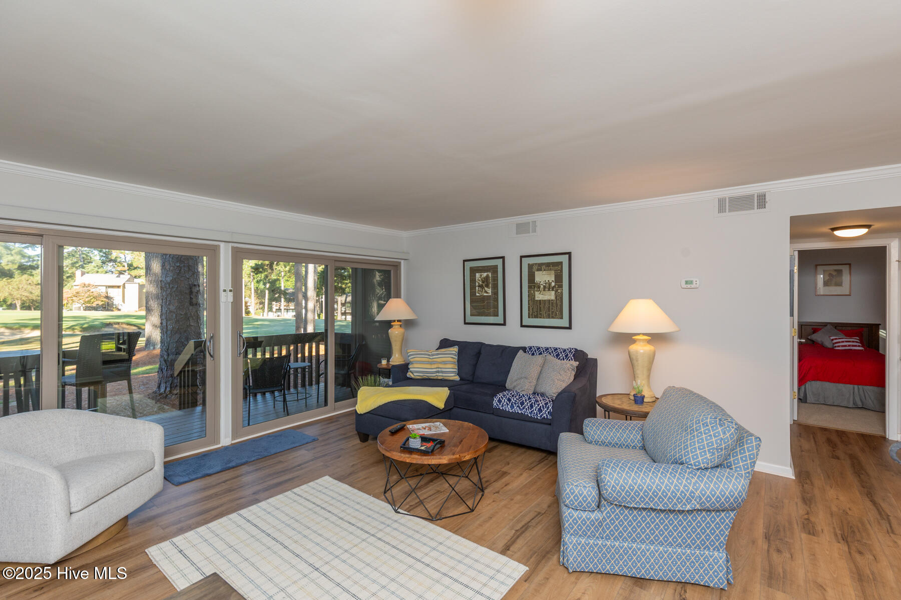 5 Pine Tree Road, 120