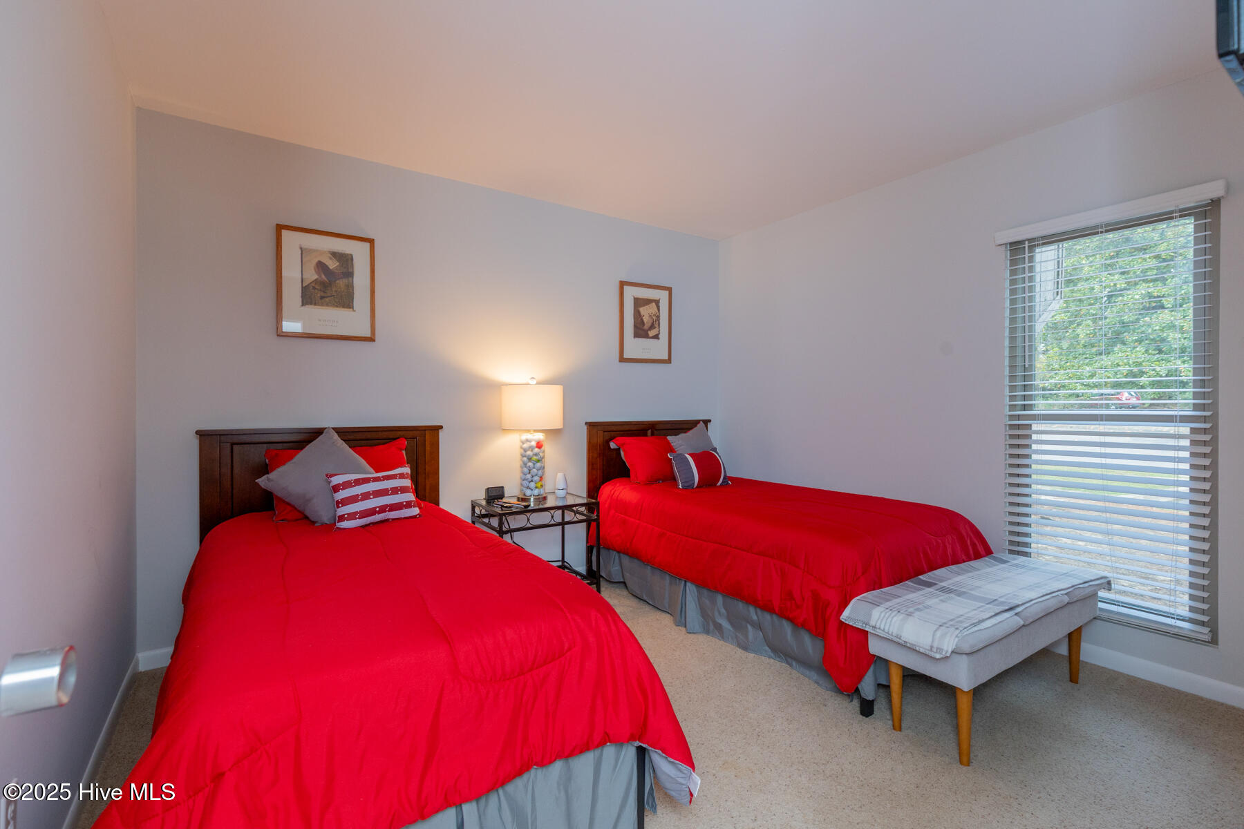 5 Pine Tree Road, 120