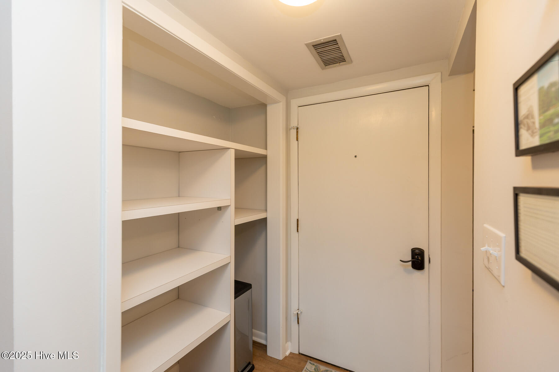 5 Pine Tree Road, 120