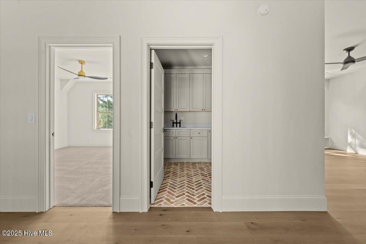 310 Sloan Lane