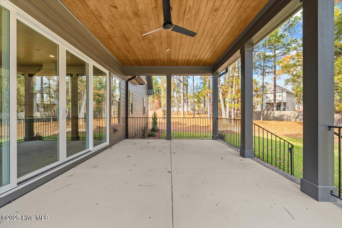 310 Sloan Lane