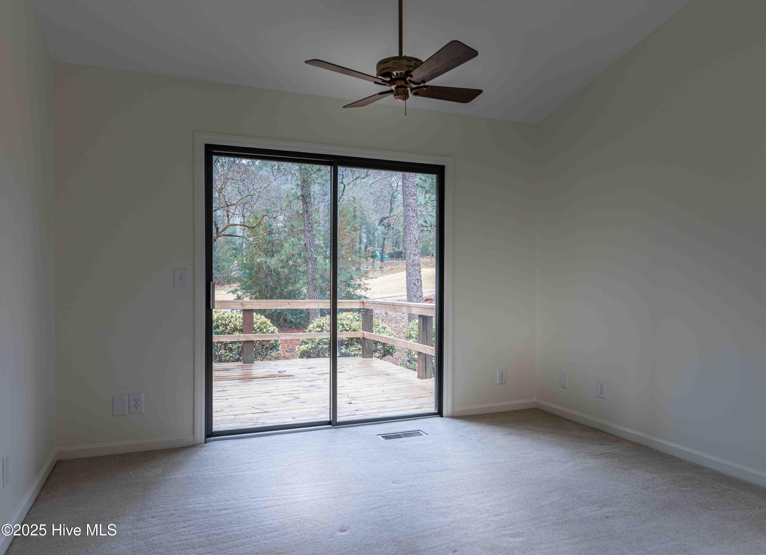 150 Glen Abbey Trail
