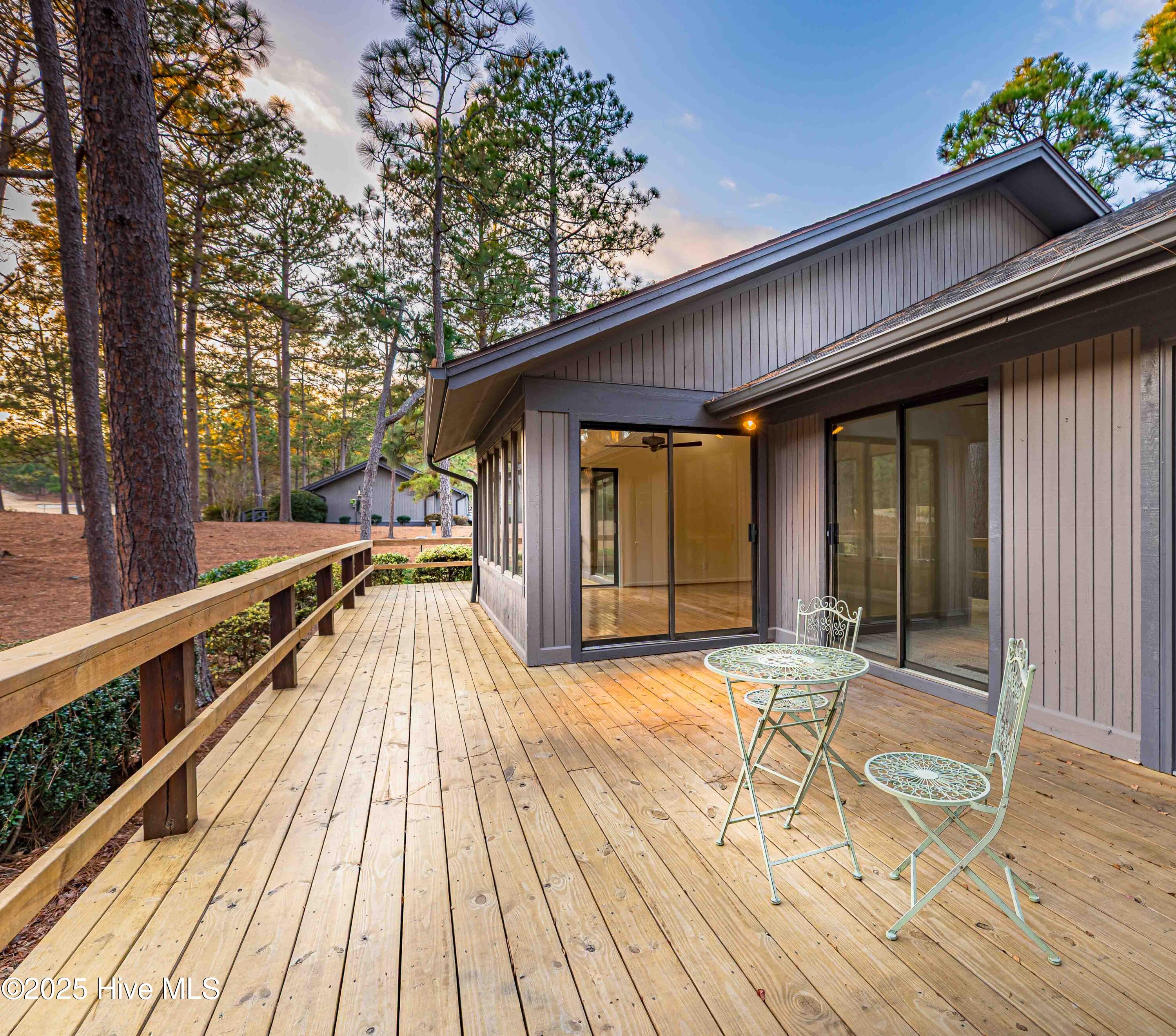 150 Glen Abbey Trail