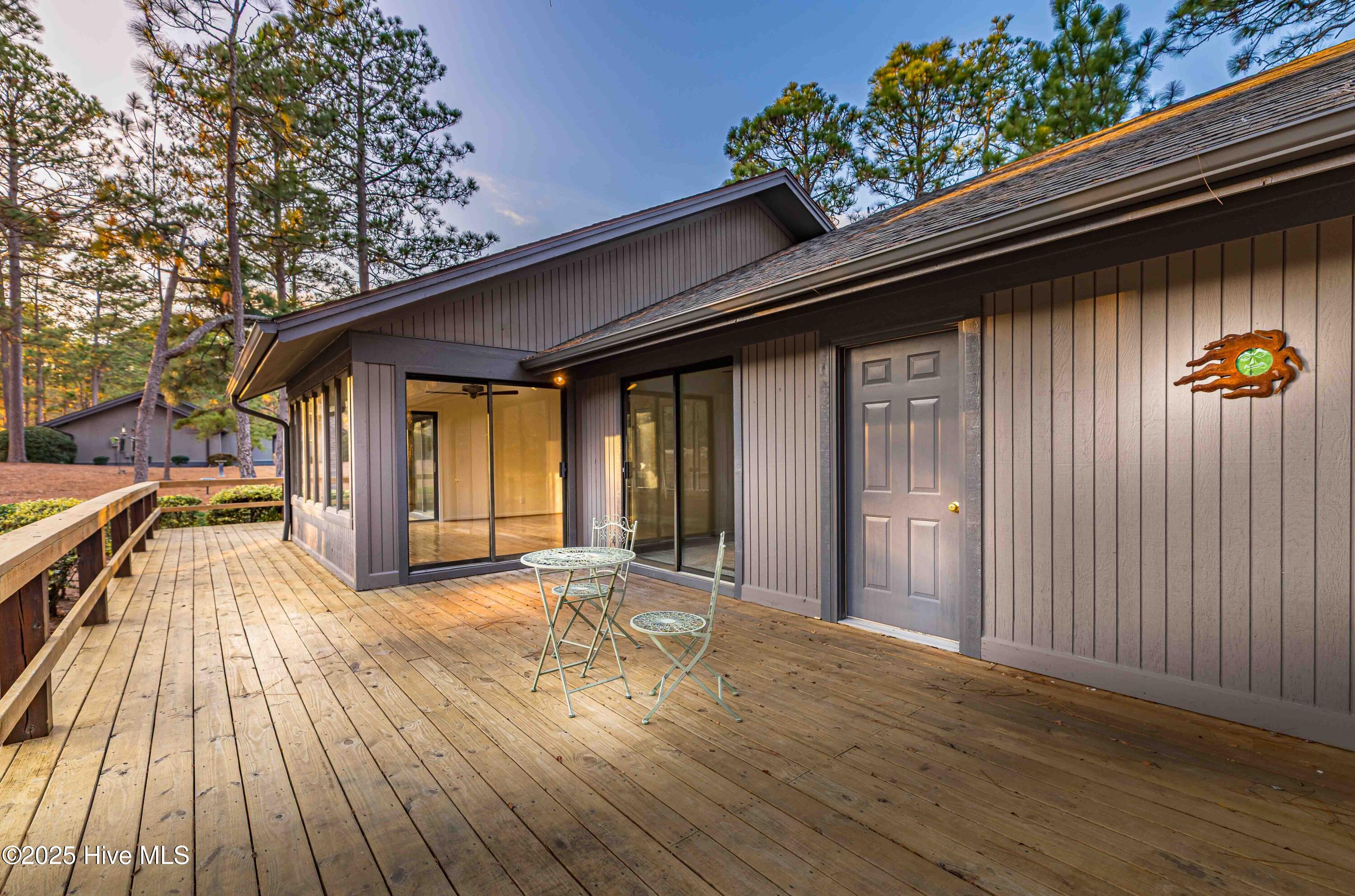 150 Glen Abbey Trail