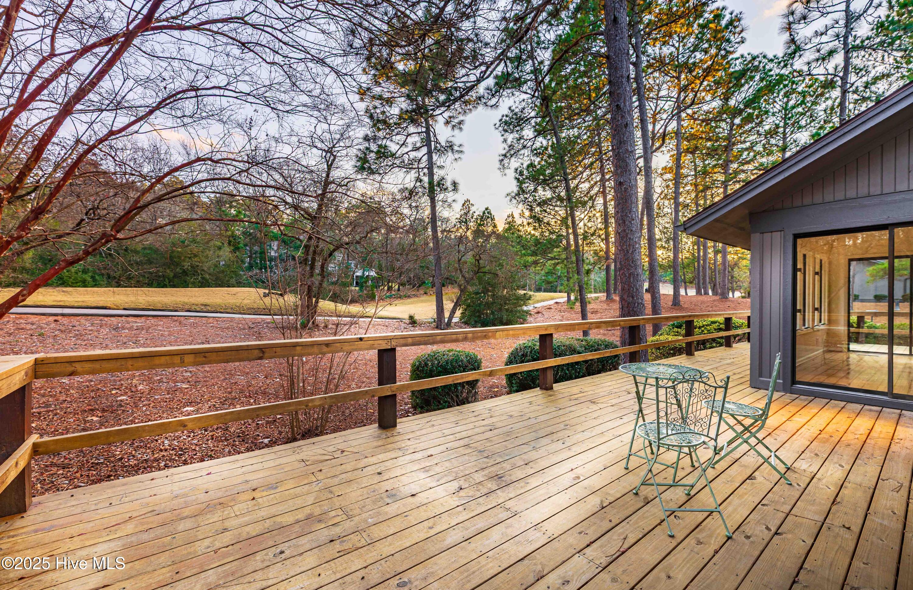 150 Glen Abbey Trail