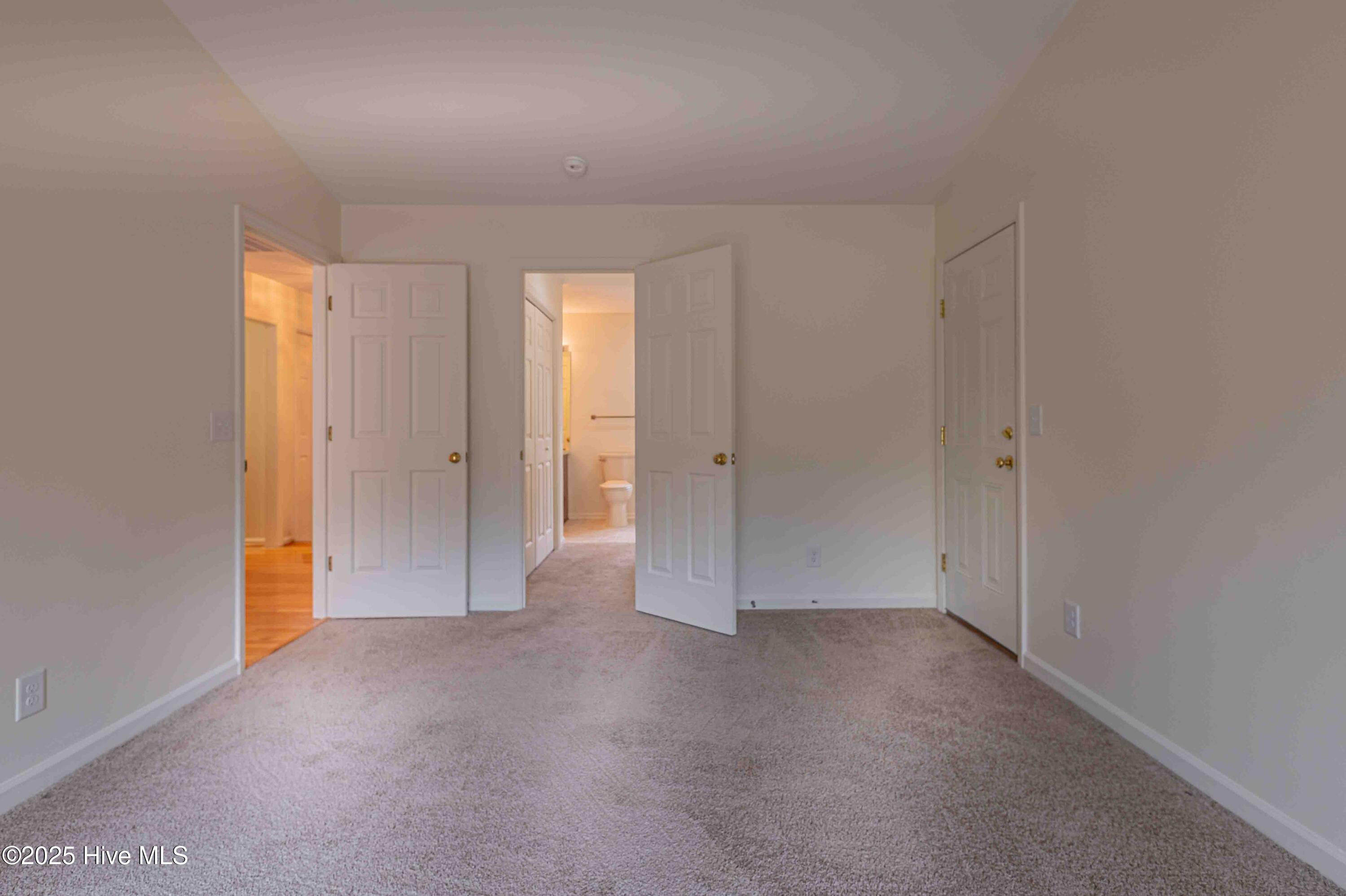 150 Glen Abbey Trail