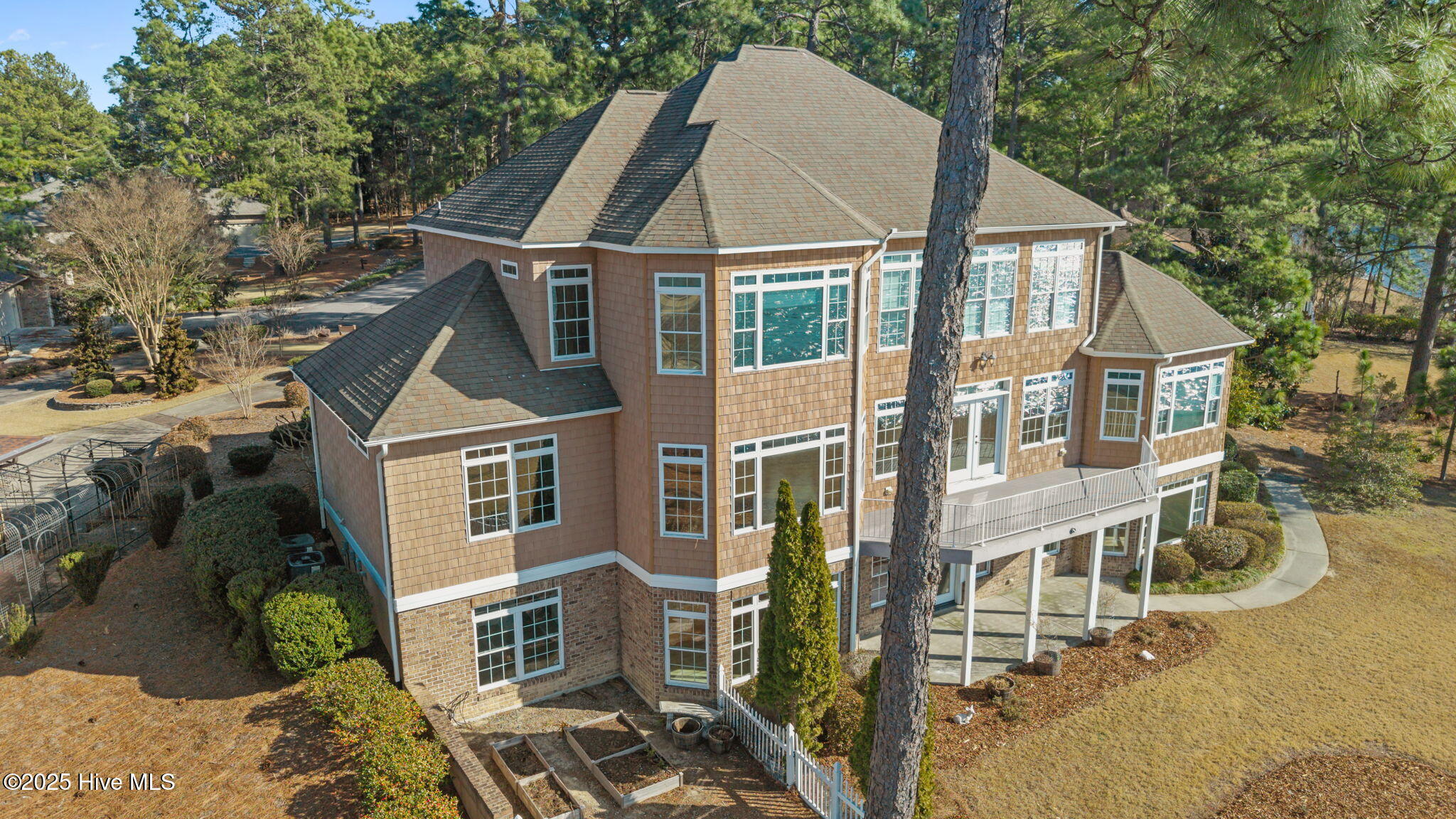 123 Anchor Point