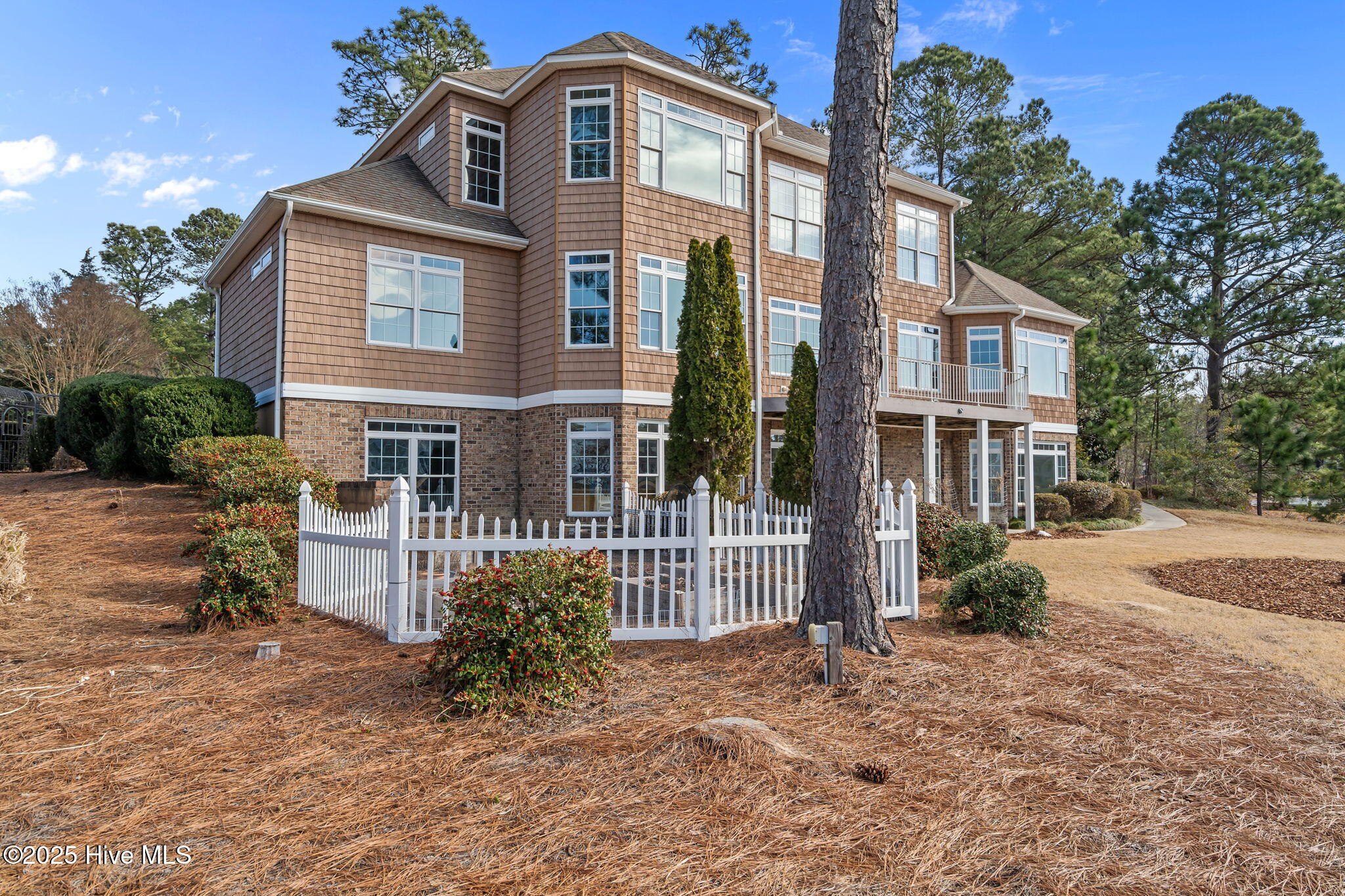 123 Anchor Point