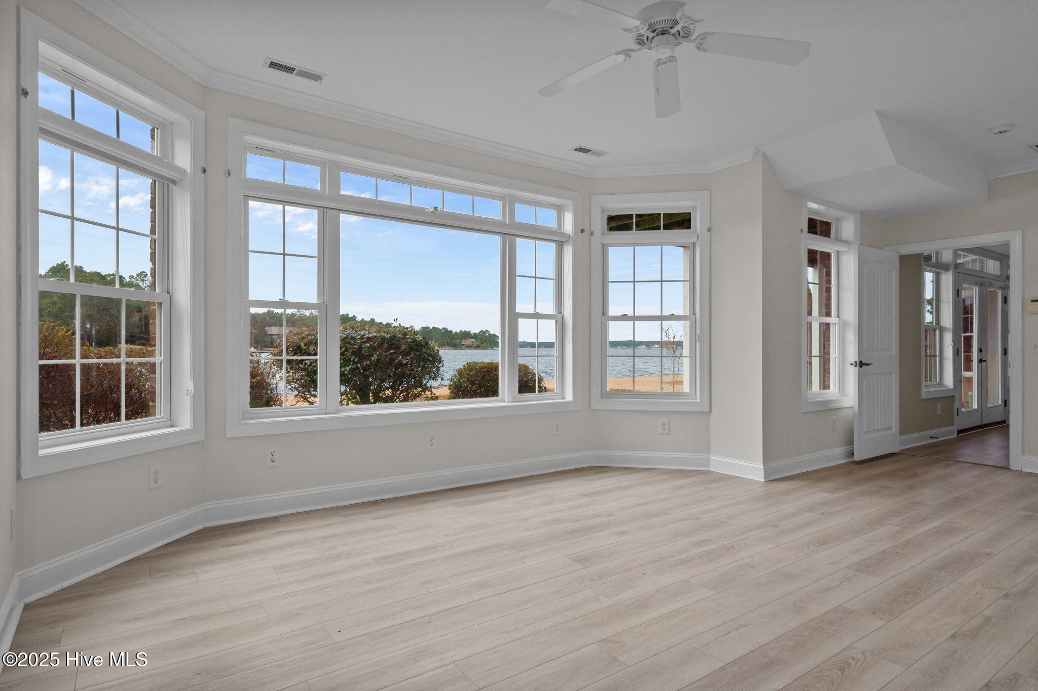 123 Anchor Point