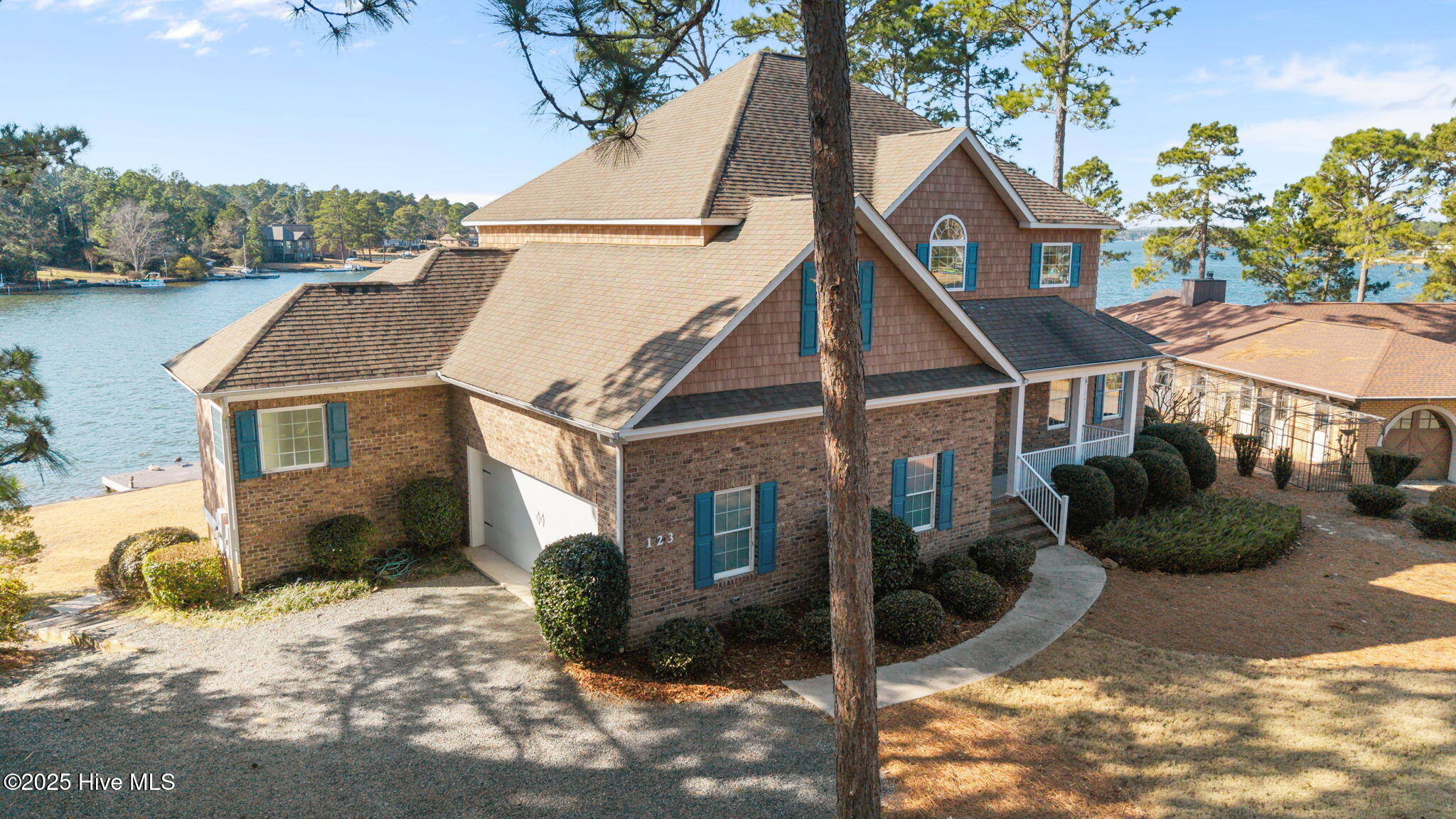123 Anchor Point