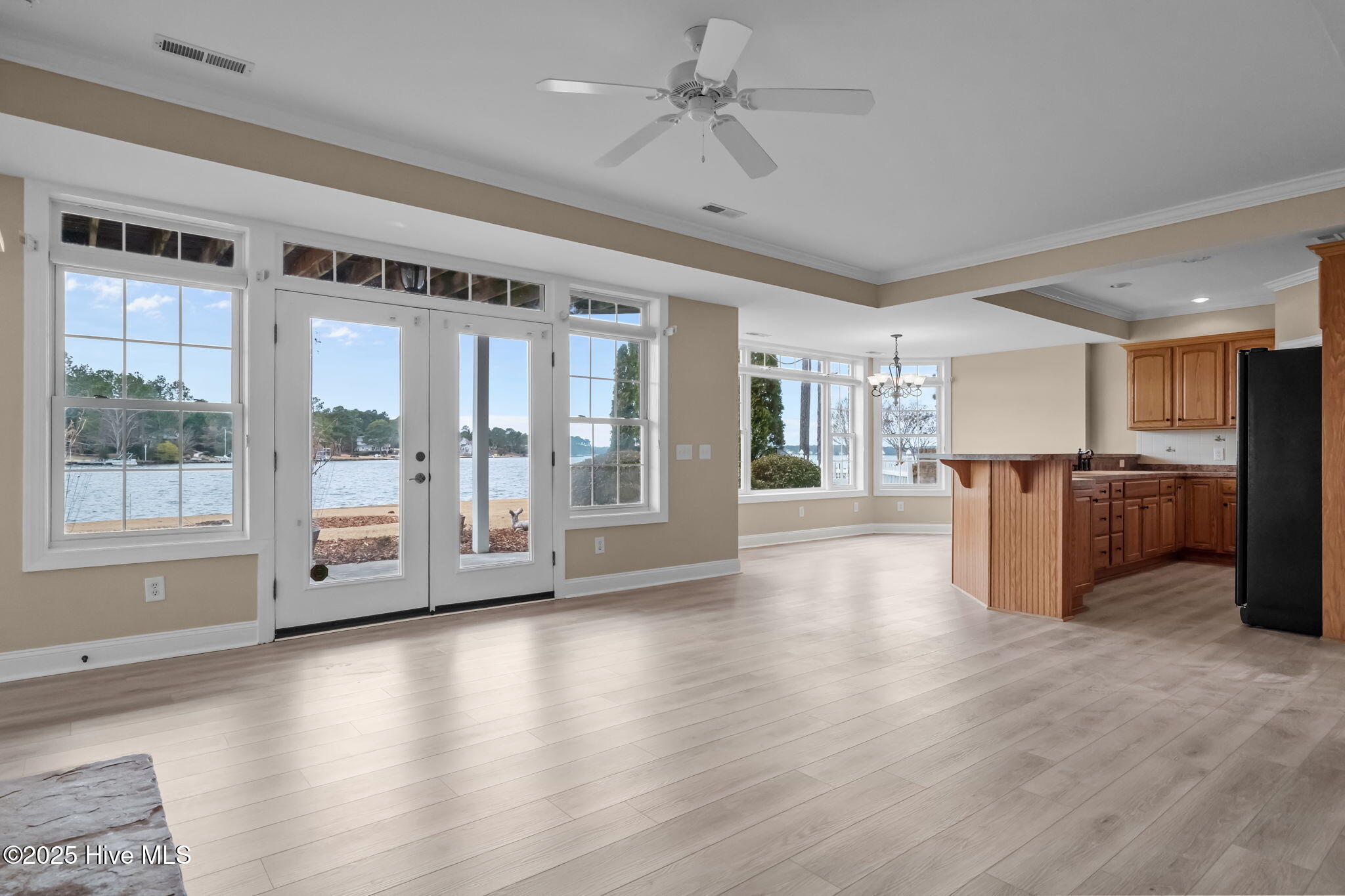 123 Anchor Point