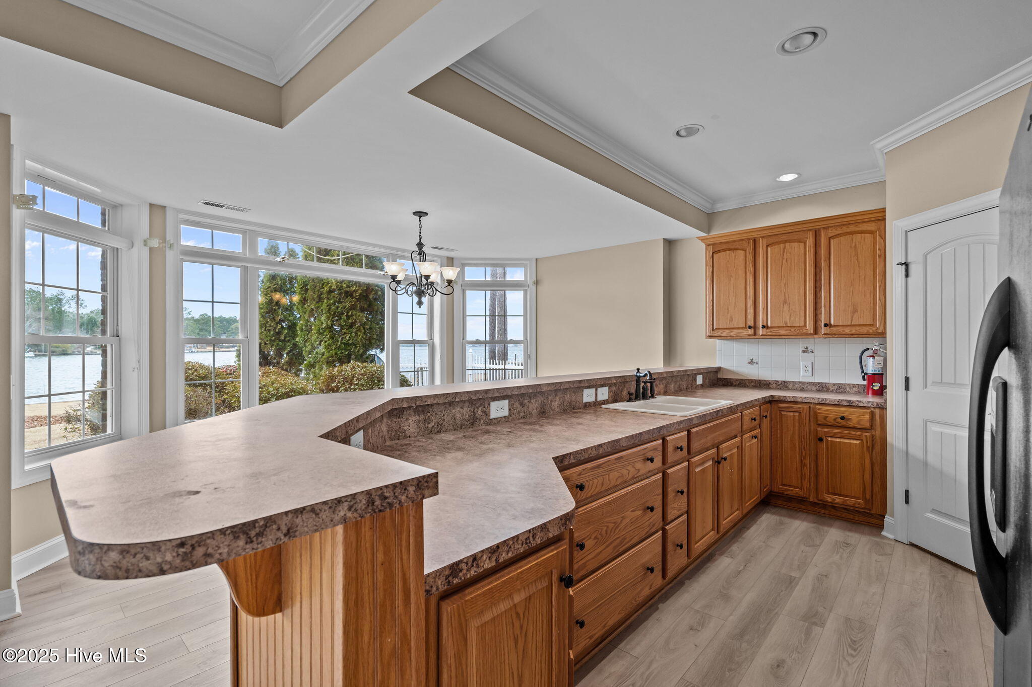 123 Anchor Point