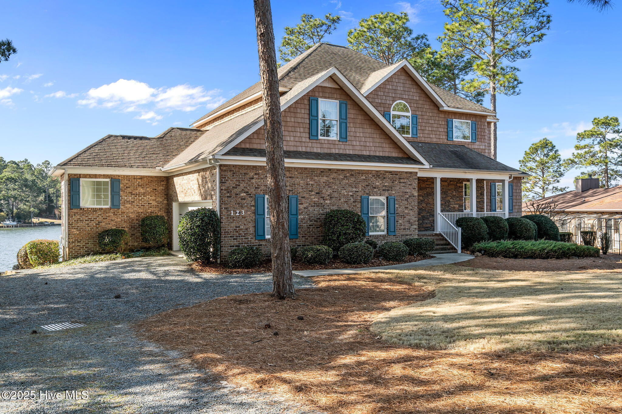 123 Anchor Point