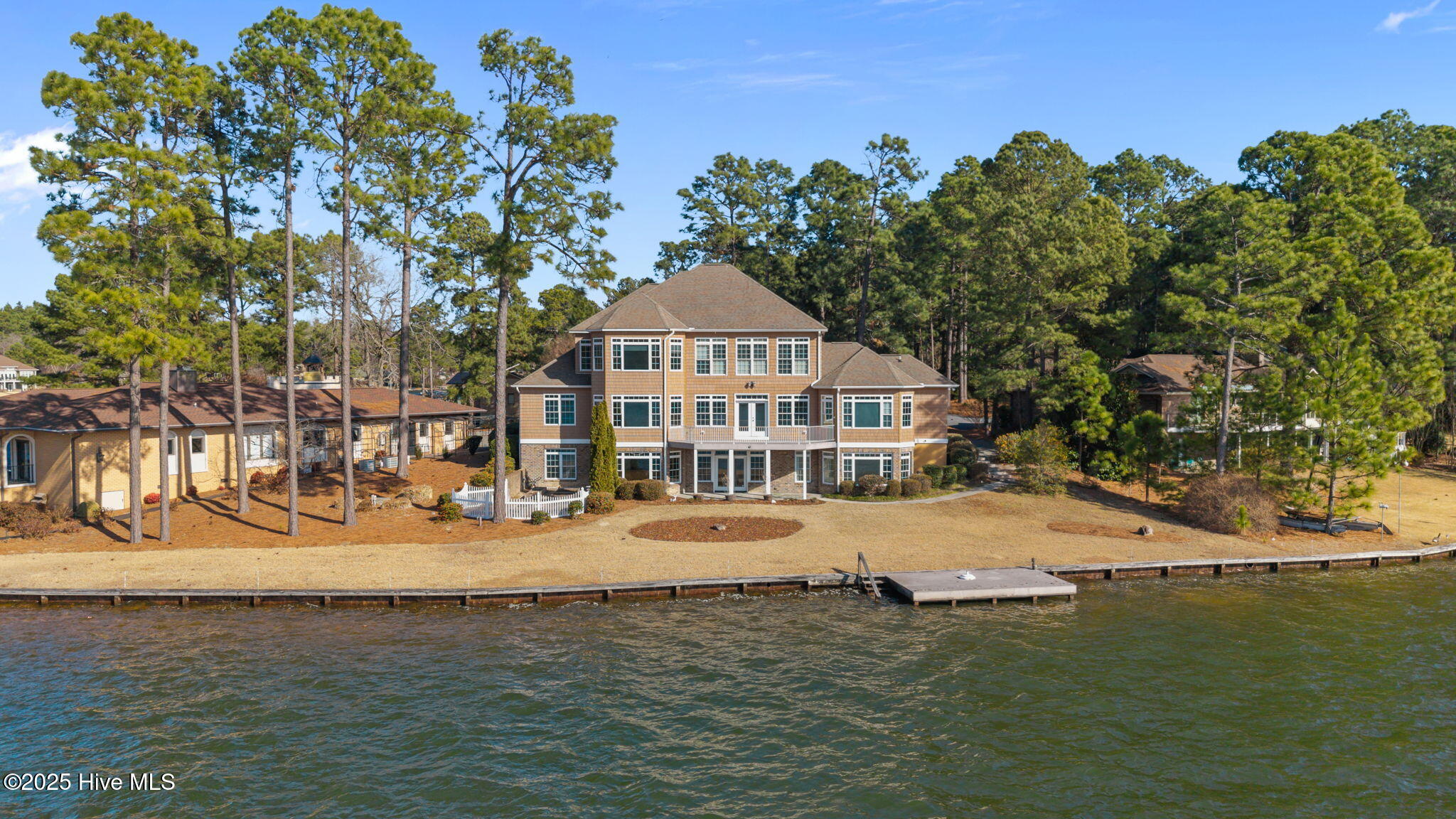 123 Anchor Point