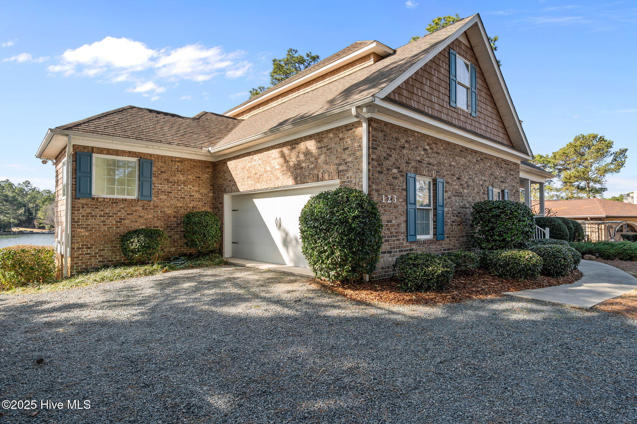 123 Anchor Point