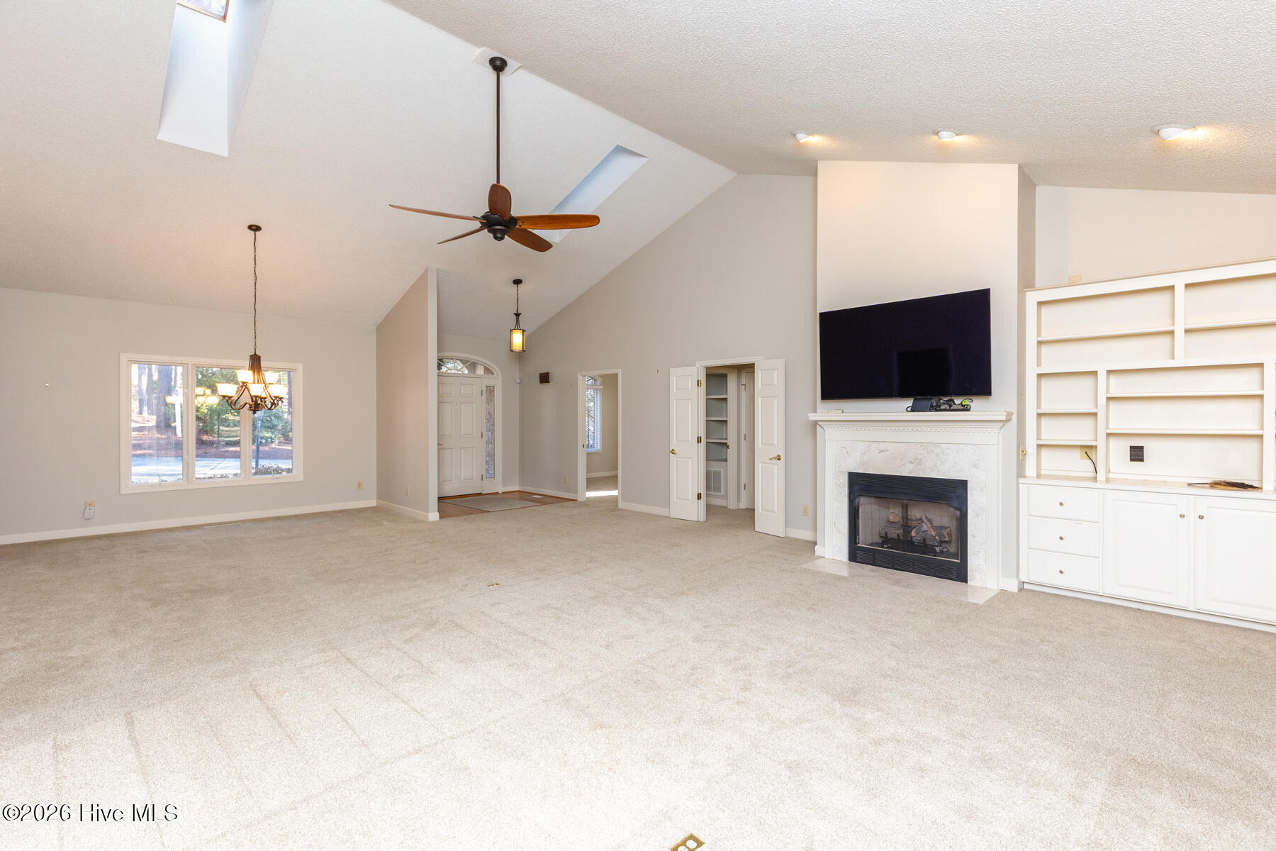 253 Devonshire Avenue W