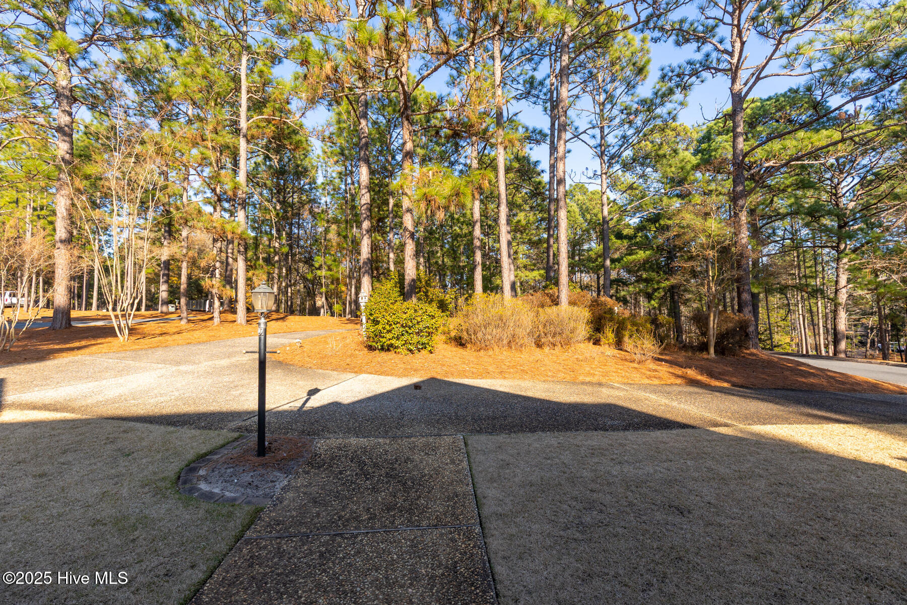 253 Devonshire Avenue W