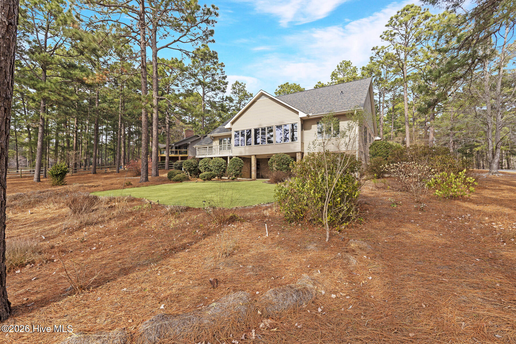 253 Devonshire Avenue W