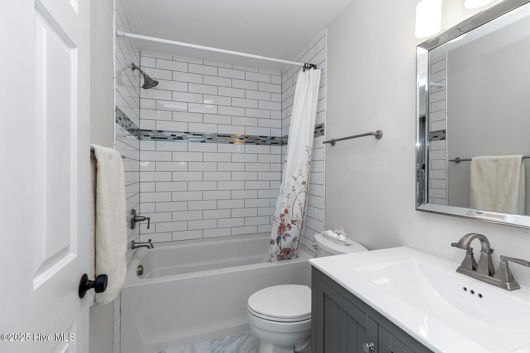 6 Halter Place
