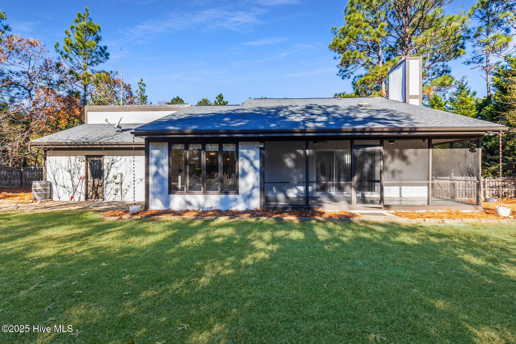 6 Halter Place