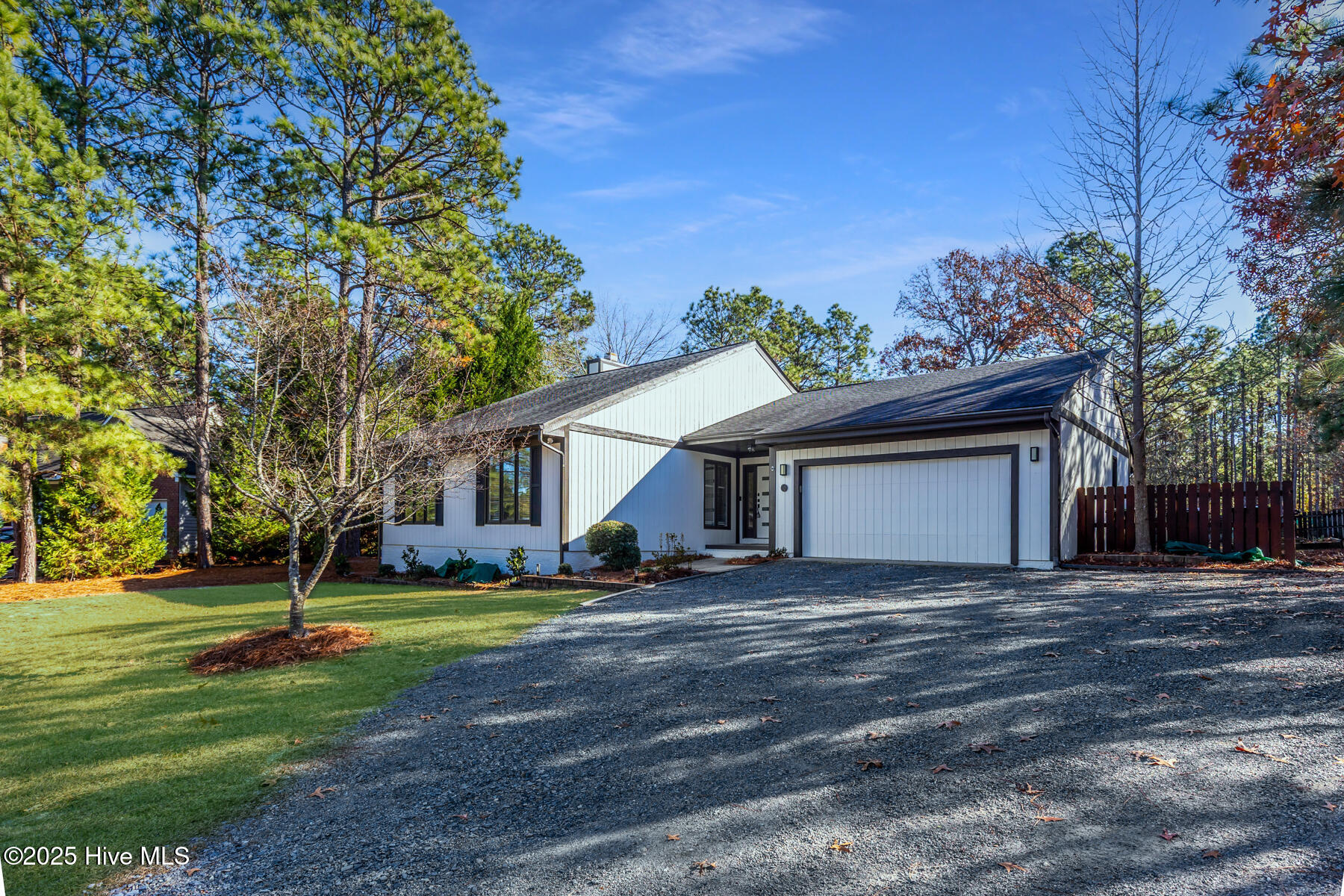 6 Halter Place