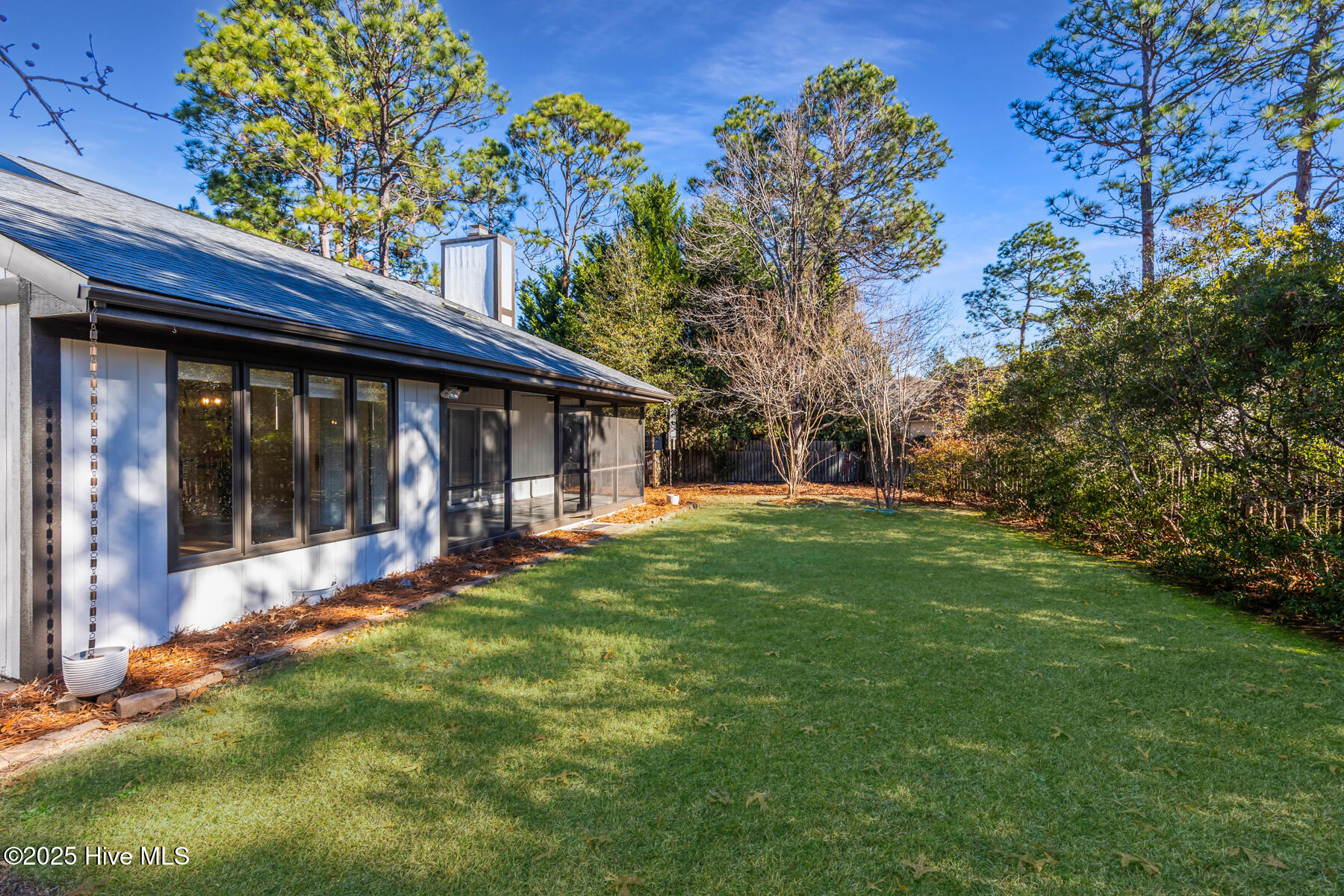 6 Halter Place