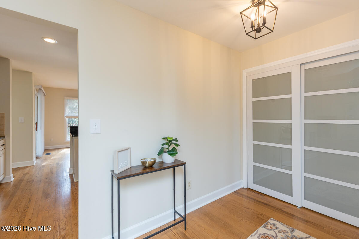 6 Halter Place