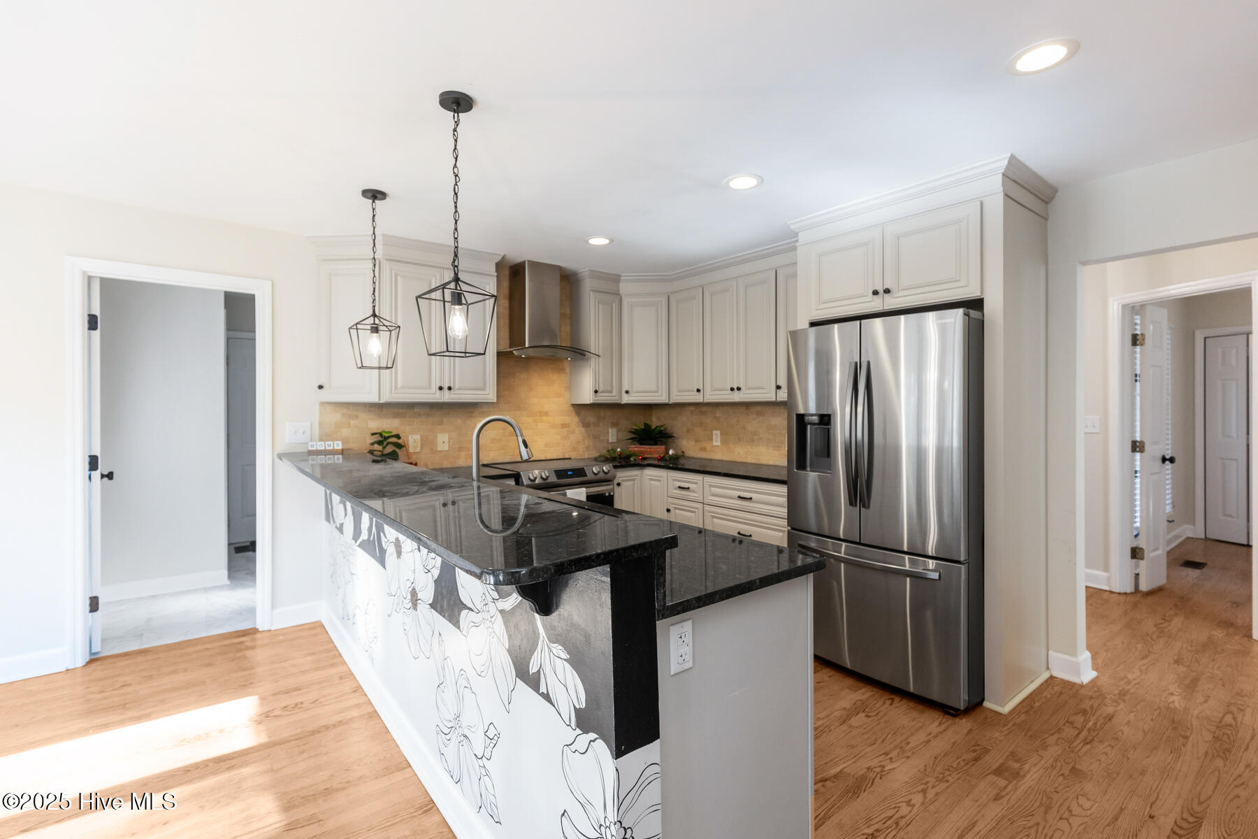 6 Halter Place