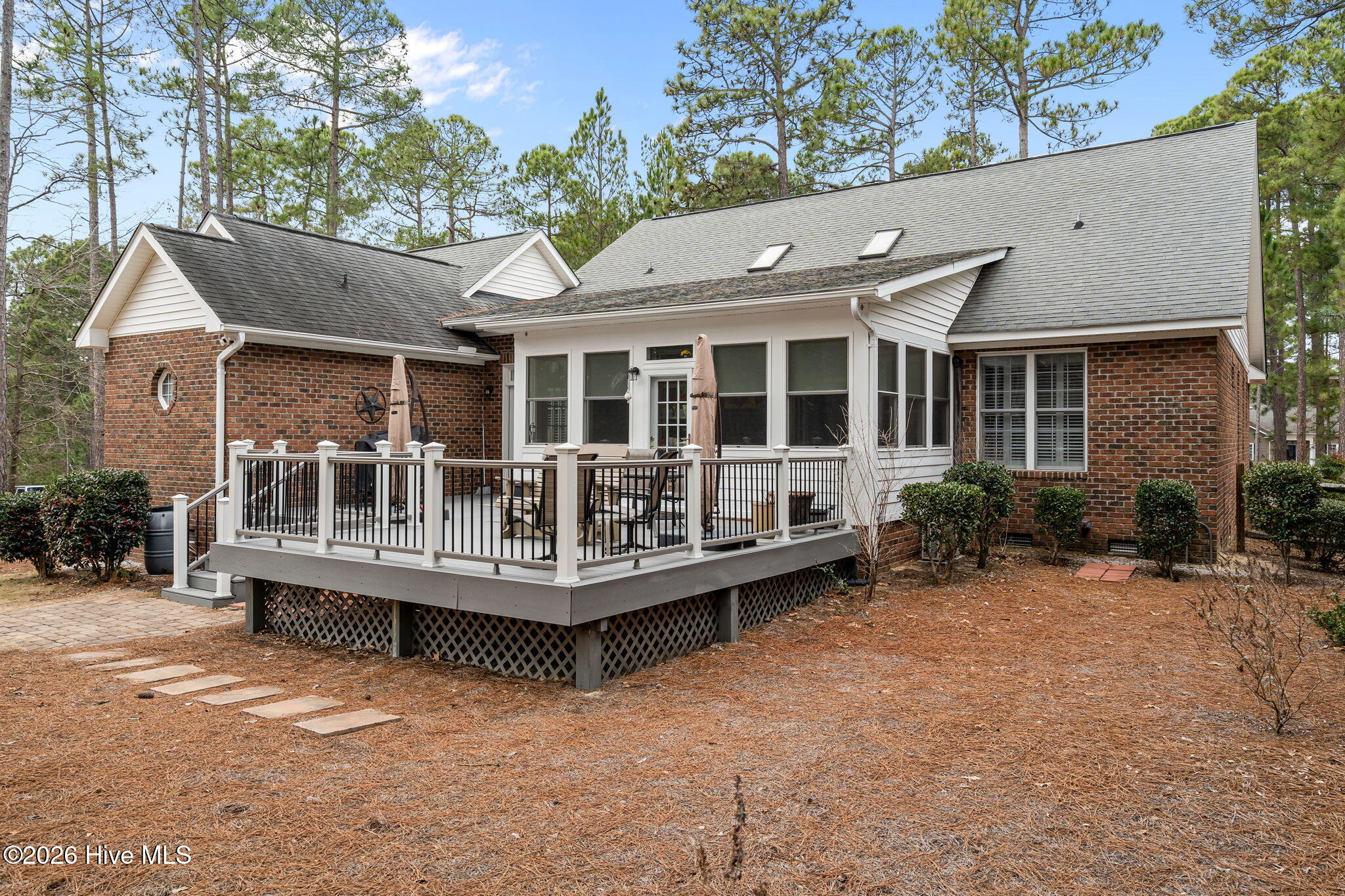 113 Simmons Drive