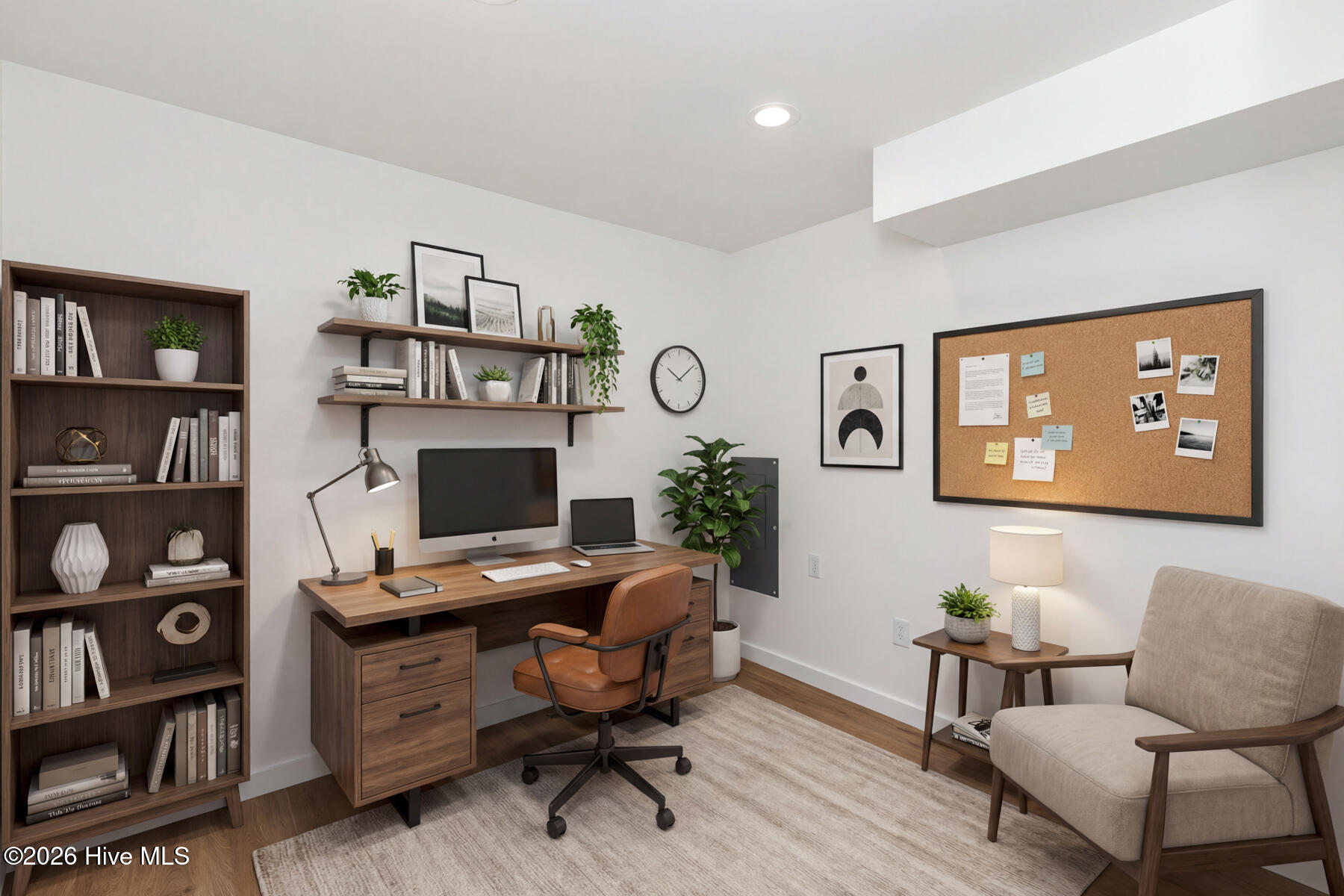 118 E Devonshire Avenue