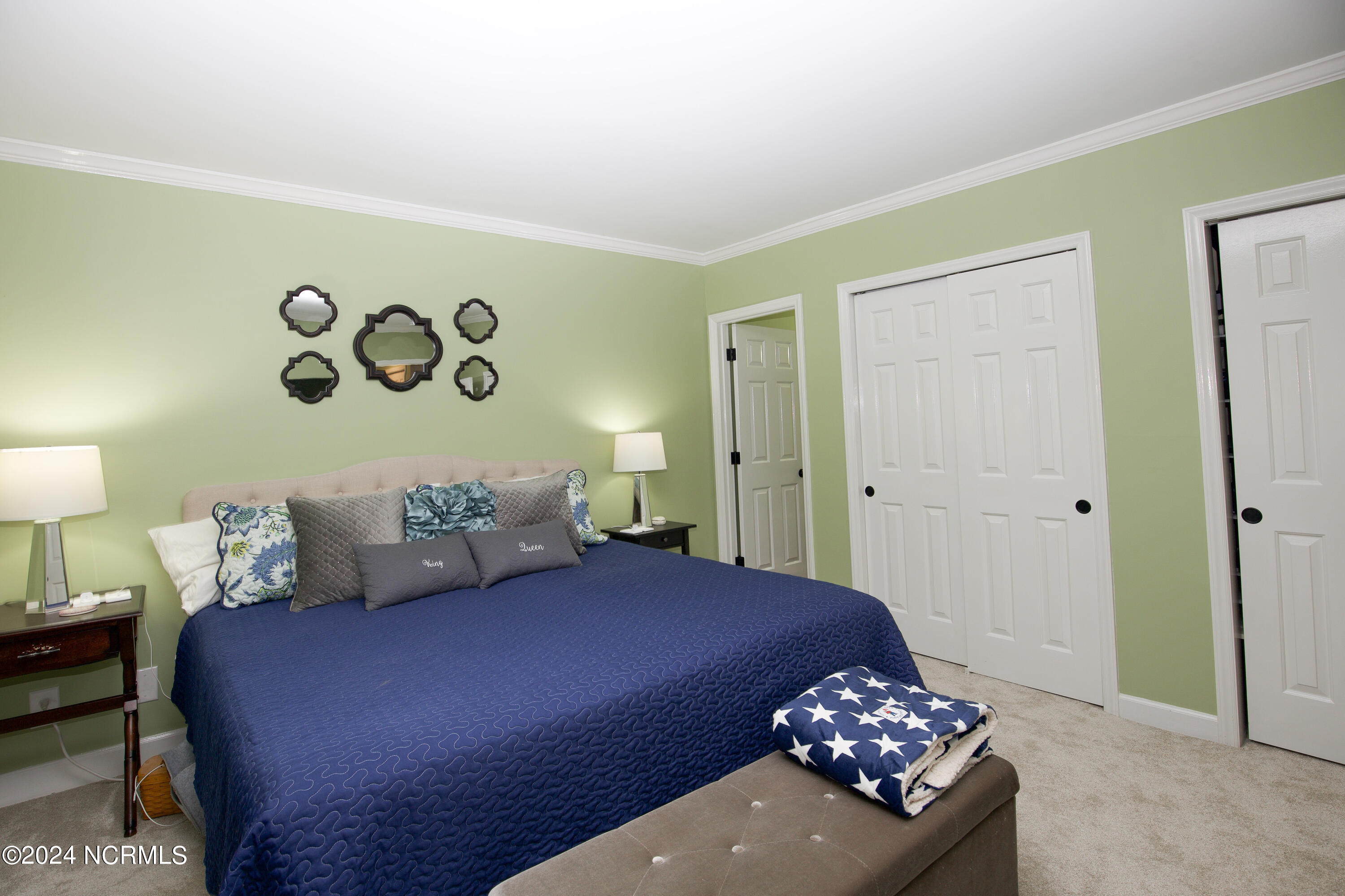 2 Colonial Pines Circle