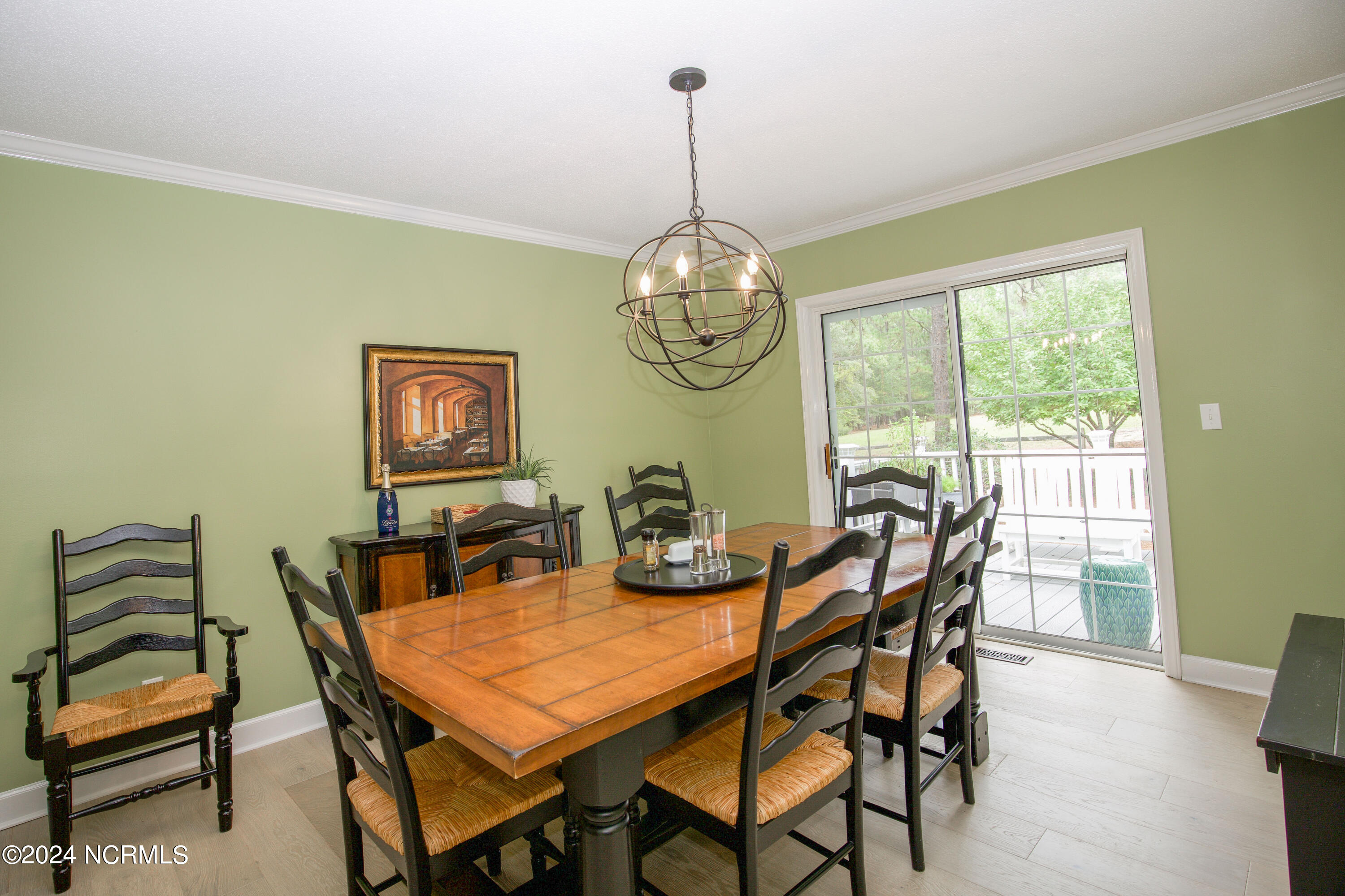 2 Colonial Pines Circle