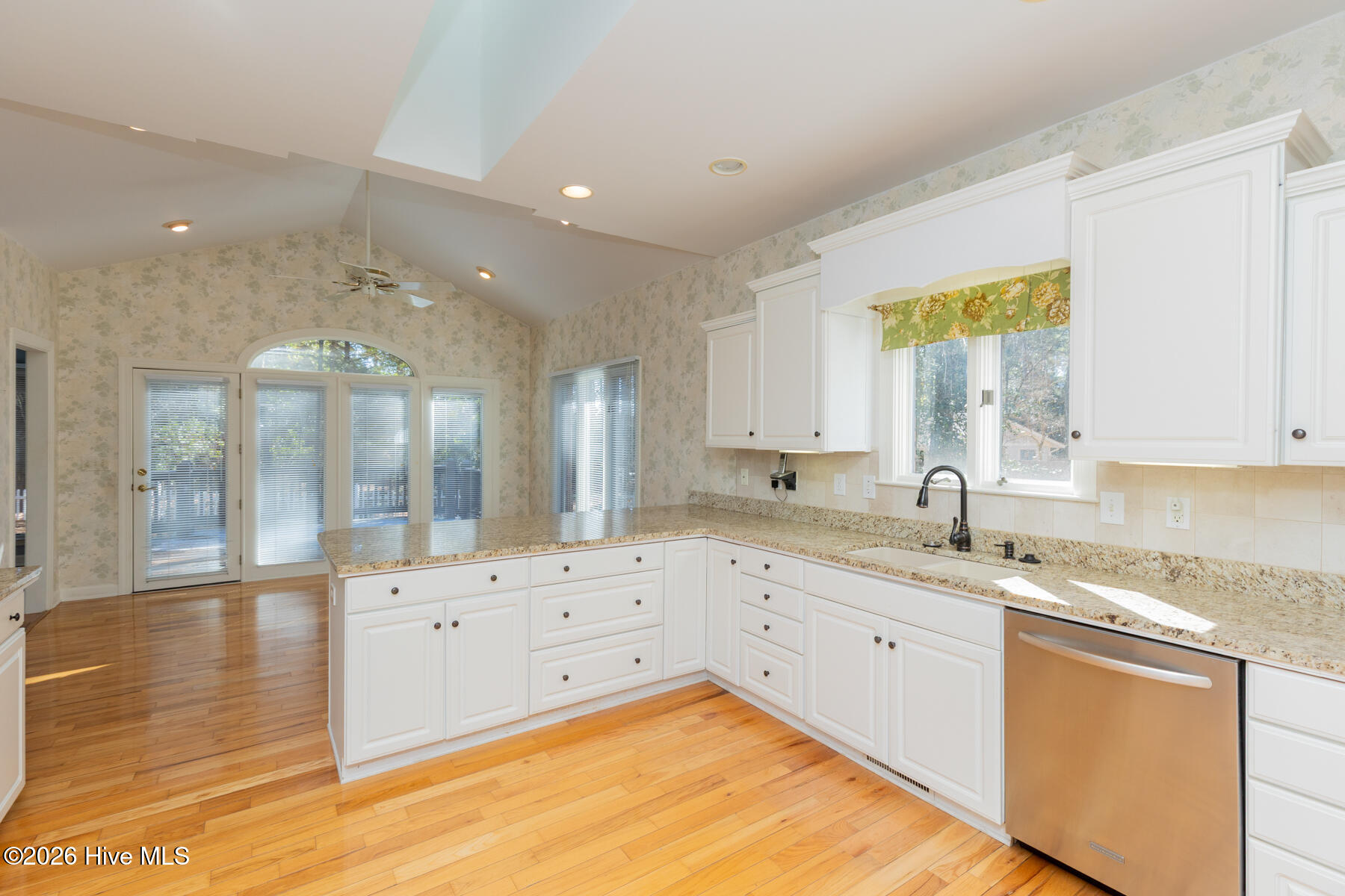 2 Westchester Place