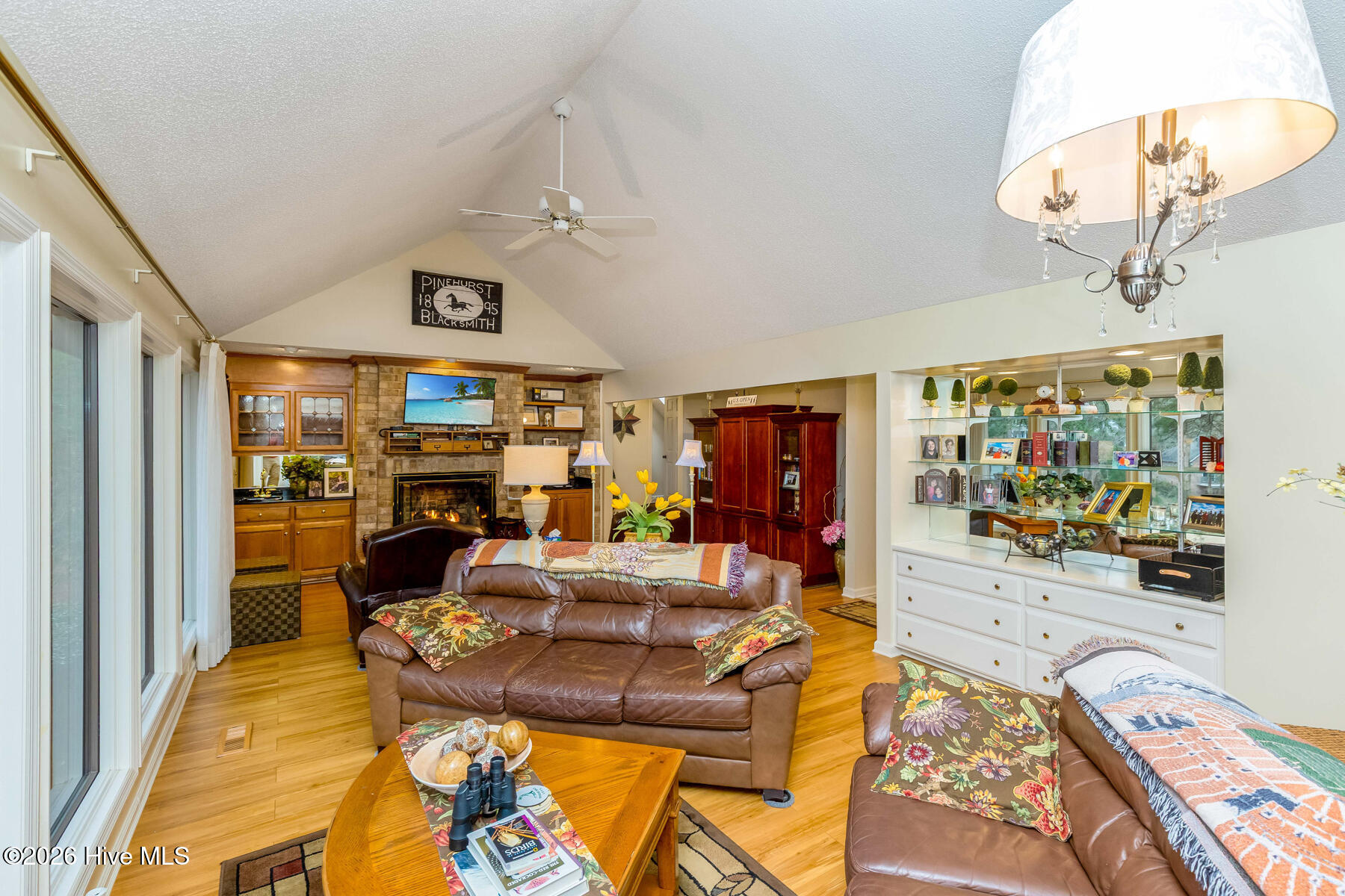6 Belair Court